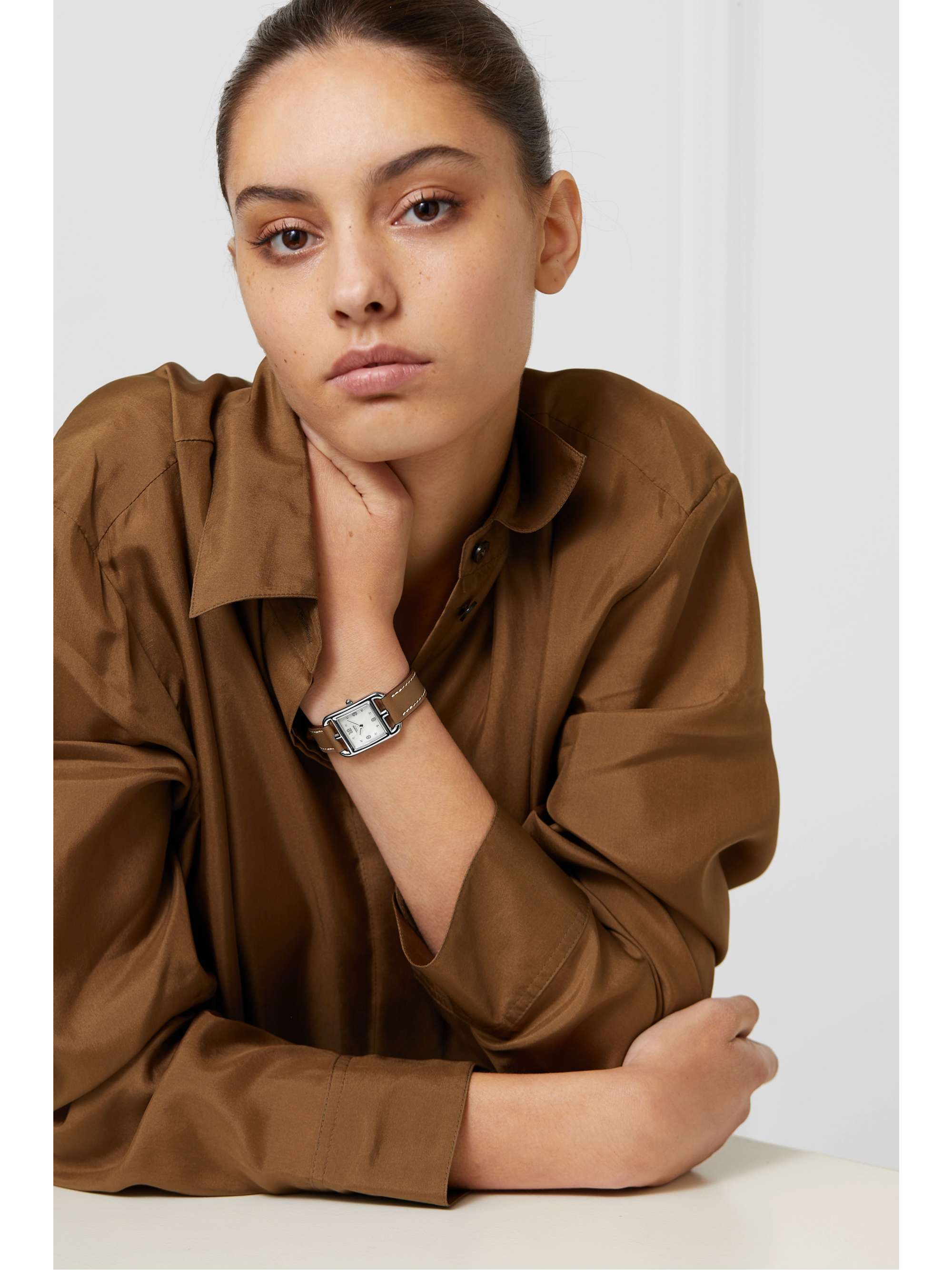 HERMÈS TIMEPIECES Cape Cod 23mm small stainless steel, leather, mother-of-pearl and diamond watch