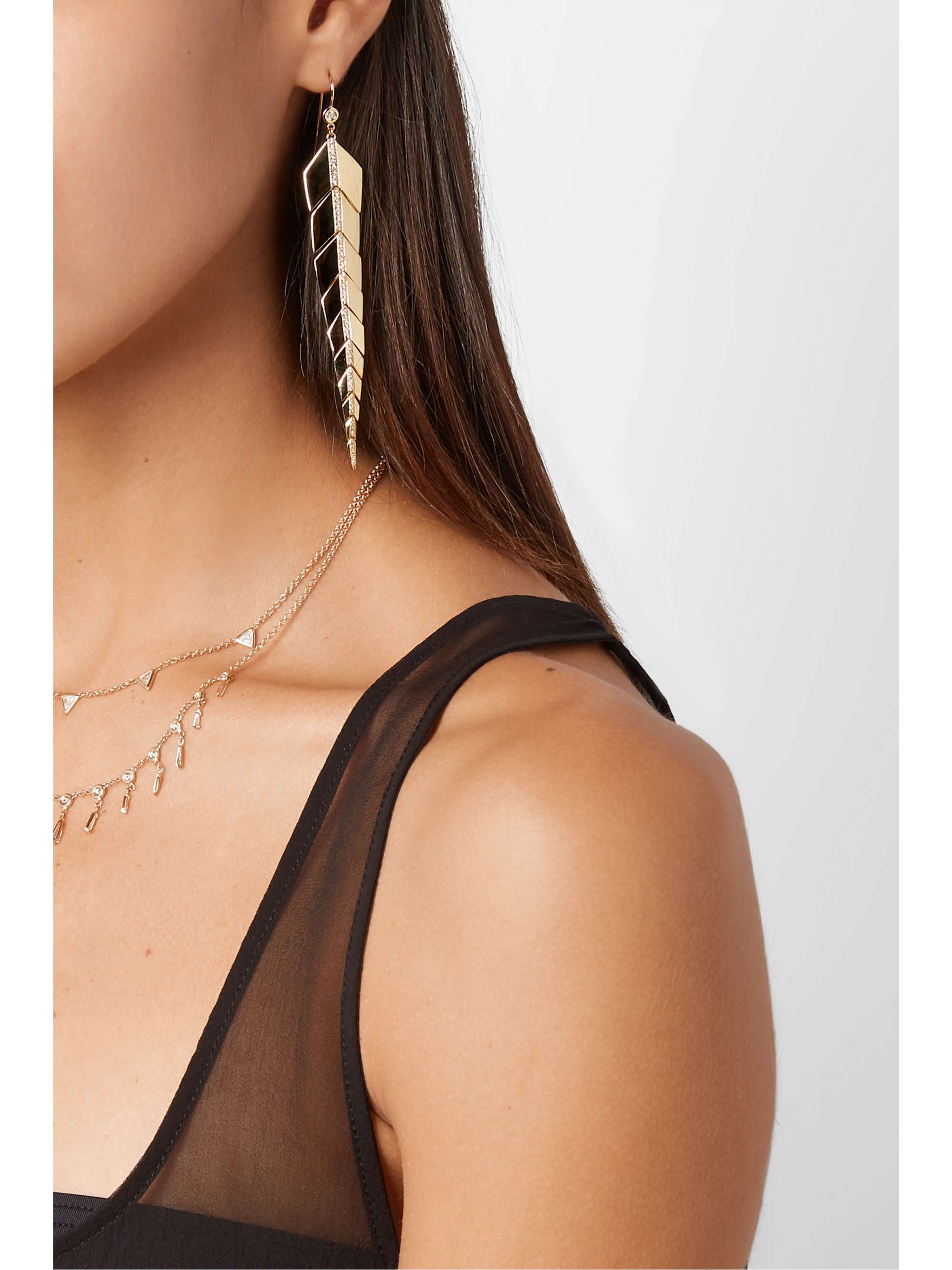 JACQUIE AICHE Medium Fishtail 14-karat gold diamond earrings