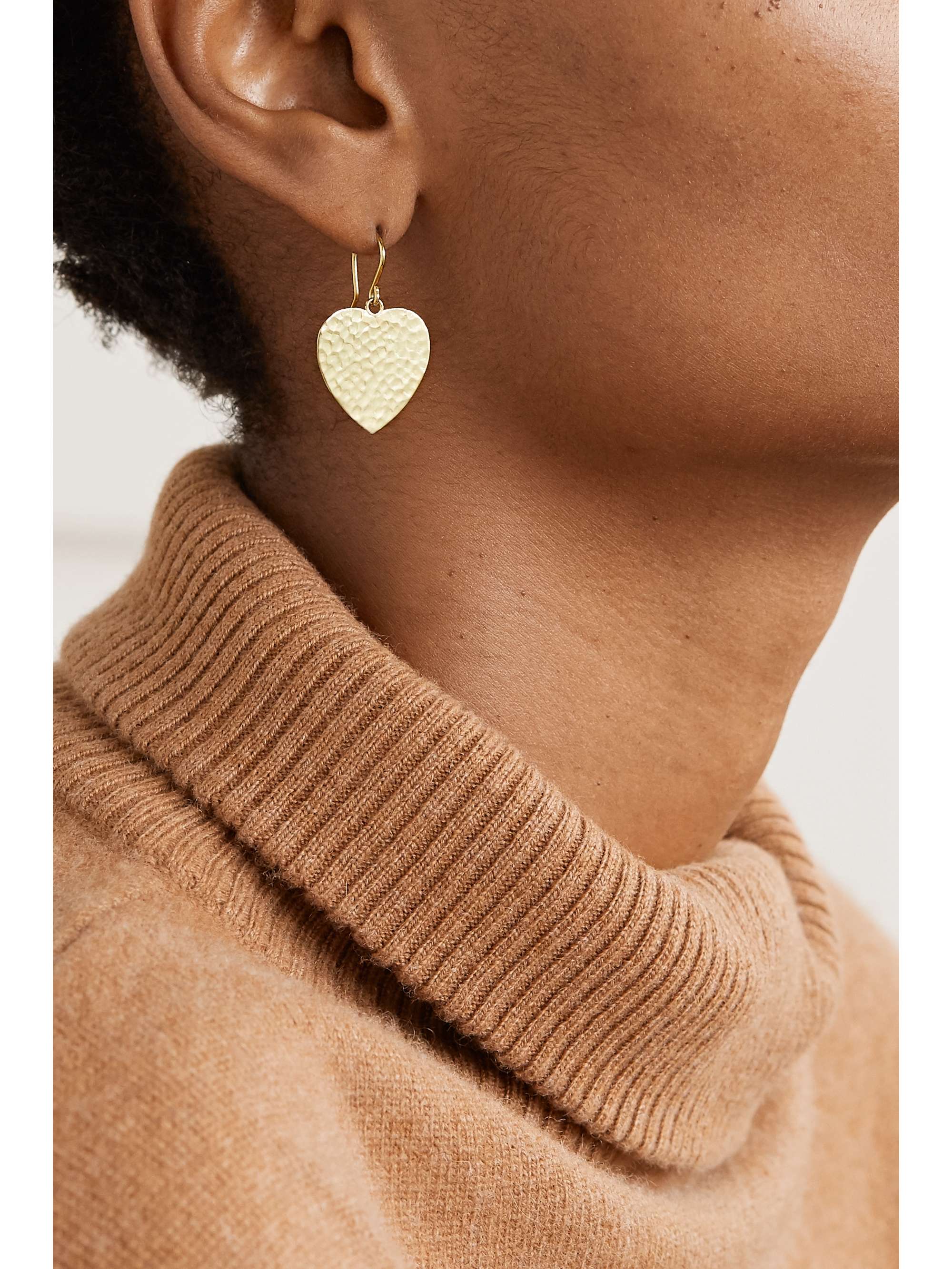 JENNIFER MEYER Hammered 18-karat gold earrings