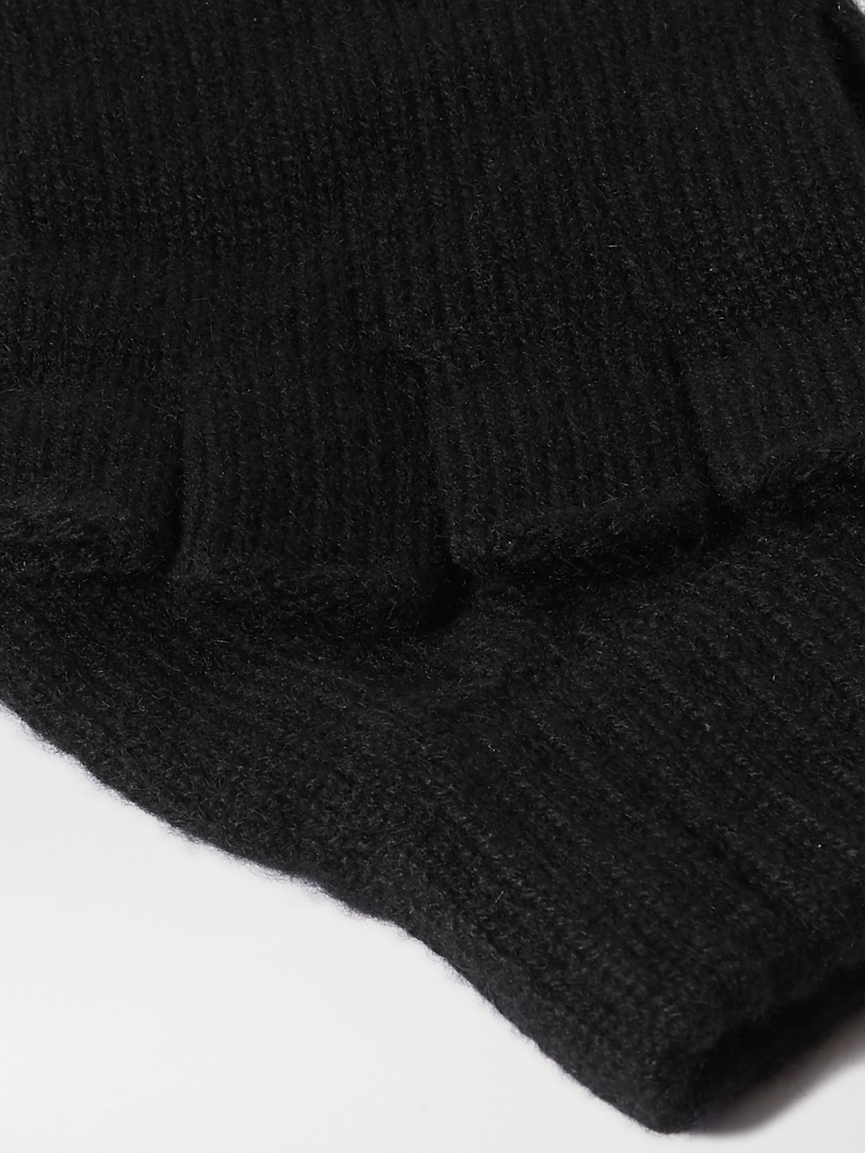 Johnstons Of Elgin Fingerless Cashmere Gloves In Black