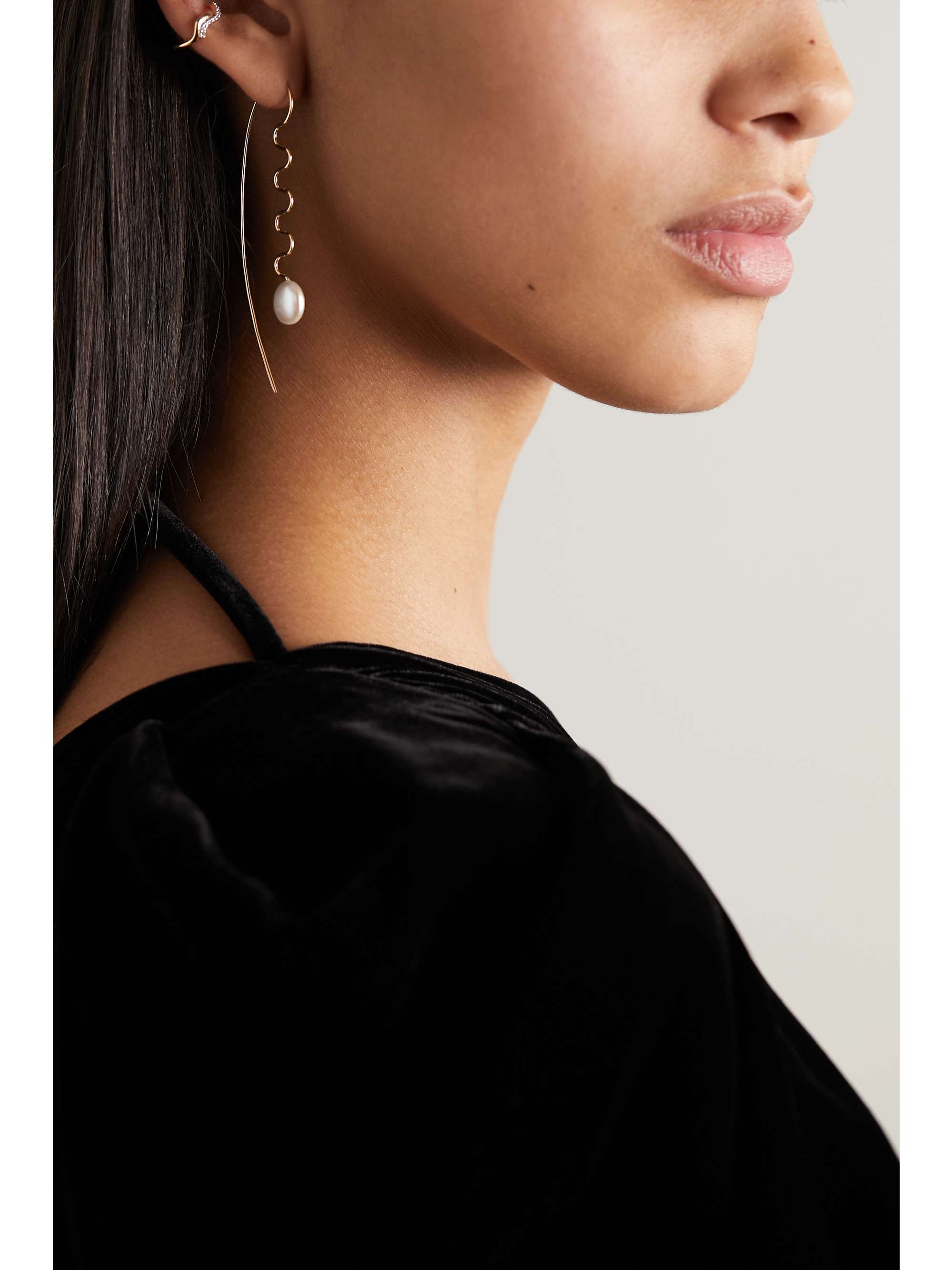 MARIA BLACK Agosto gold pearl earring
