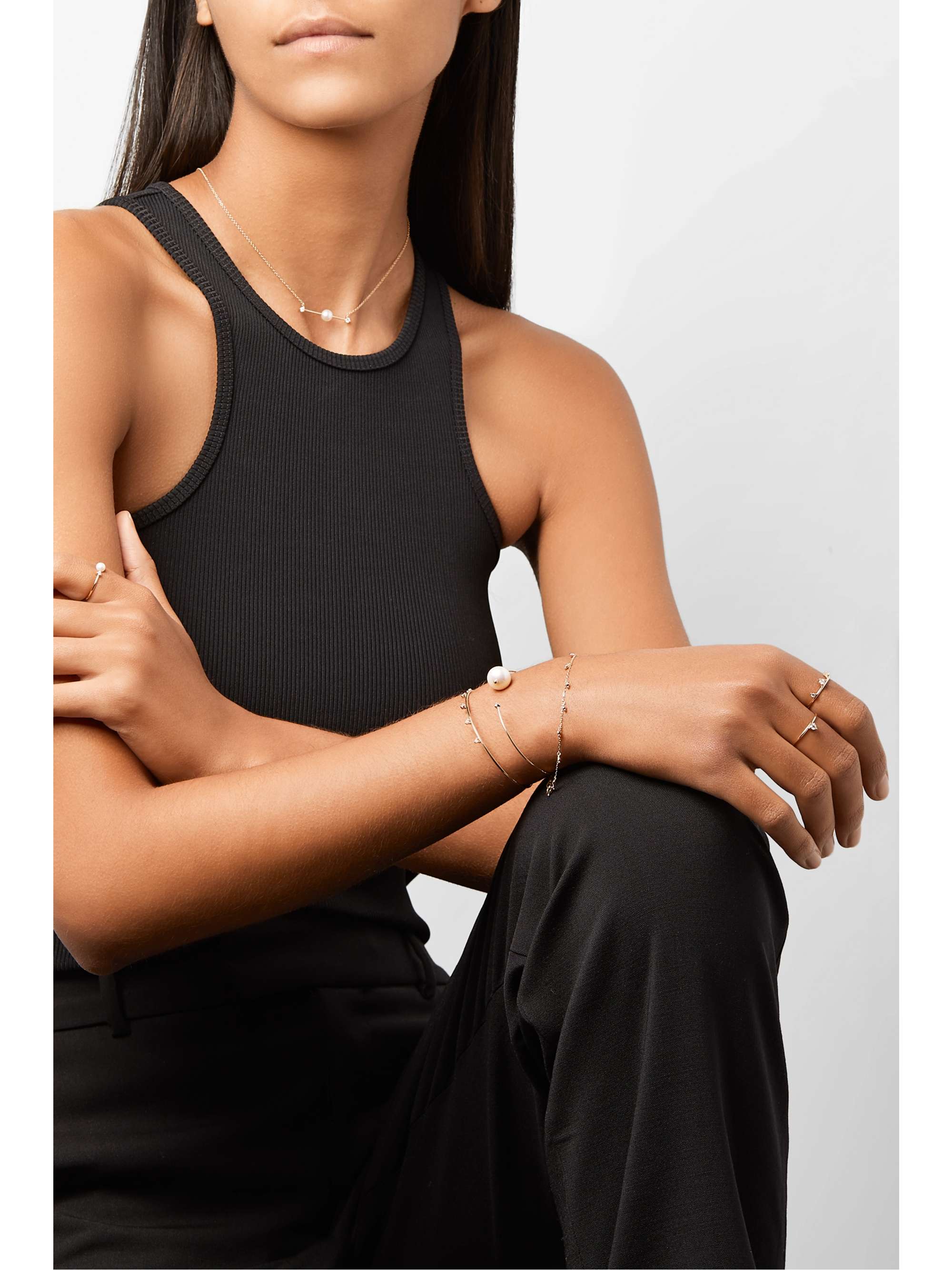MIZUKI 14-karat gold, pearl and diamond cuff