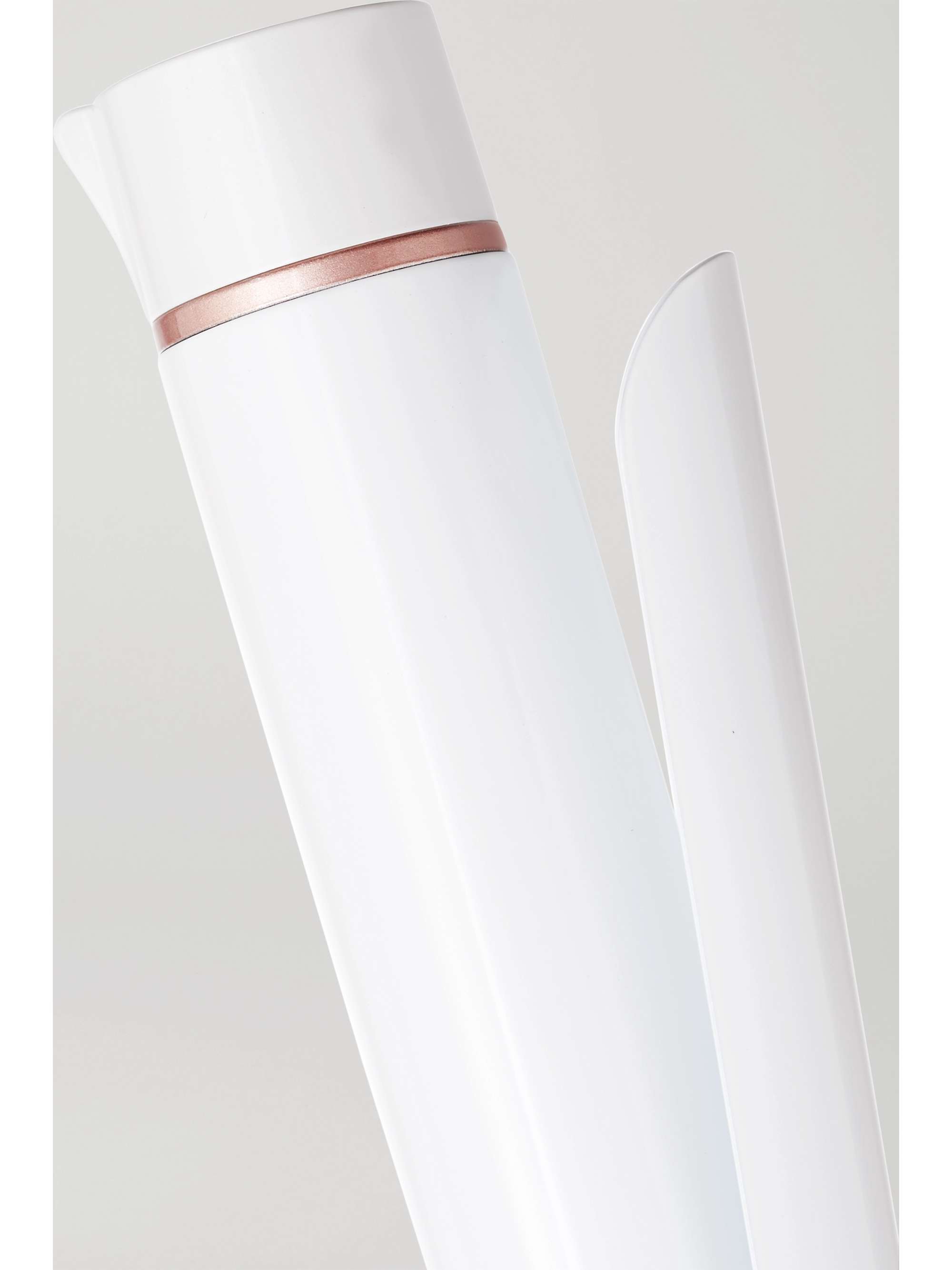 T3 Twirl Trio Styling Wand - US 2-Pin Plug