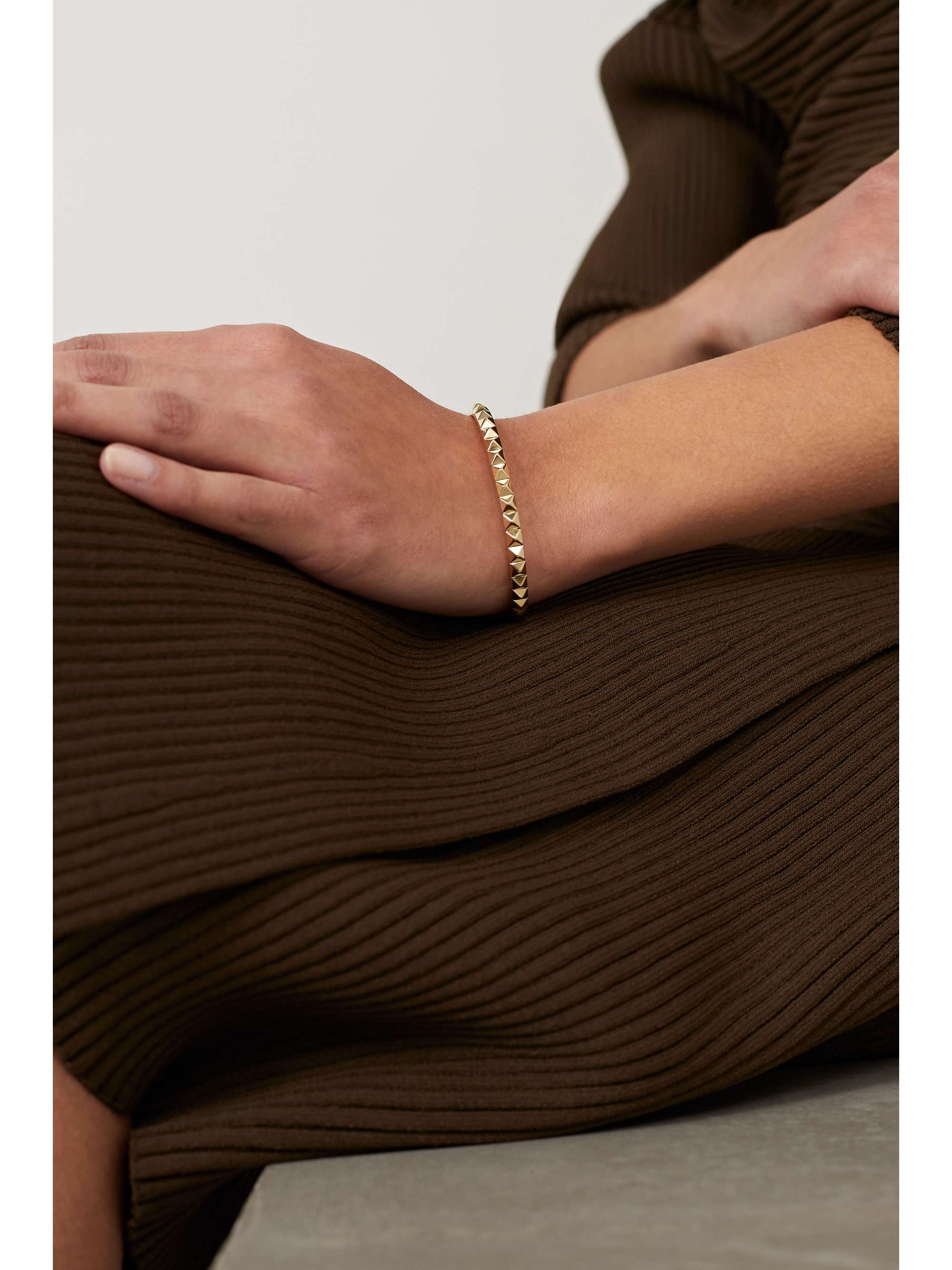 JACQUIE AICHE Spike 18-karat gold bracelet