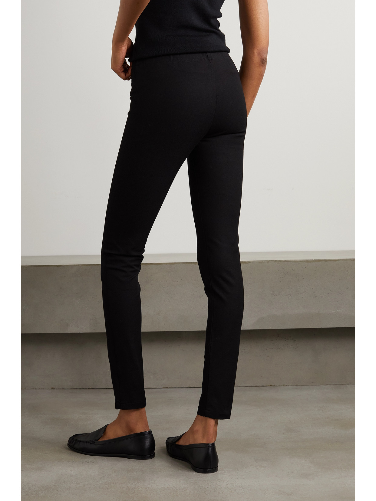 Joseph Gabardine Mid-rise Stretch-woven Leggings In Black