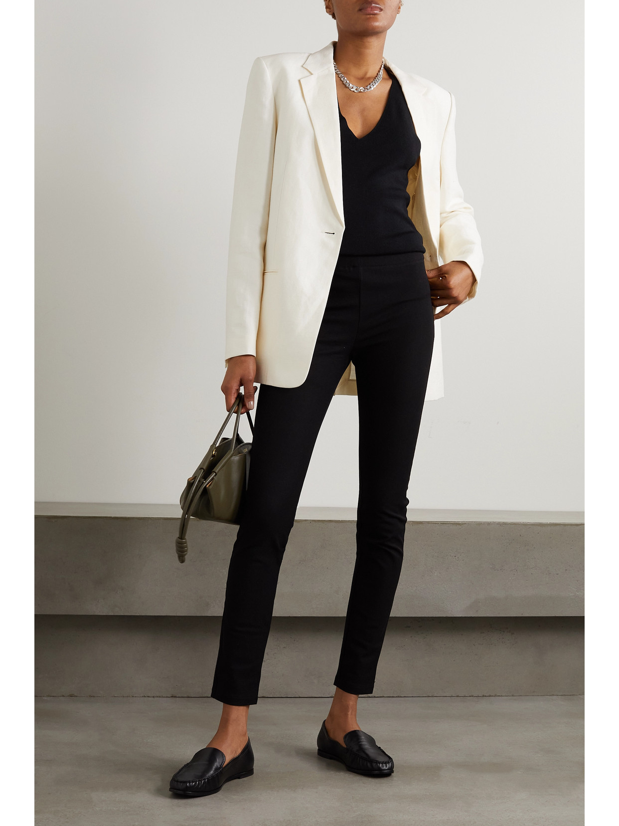 Joseph Gabardine Mid-rise Stretch-woven Leggings In Black