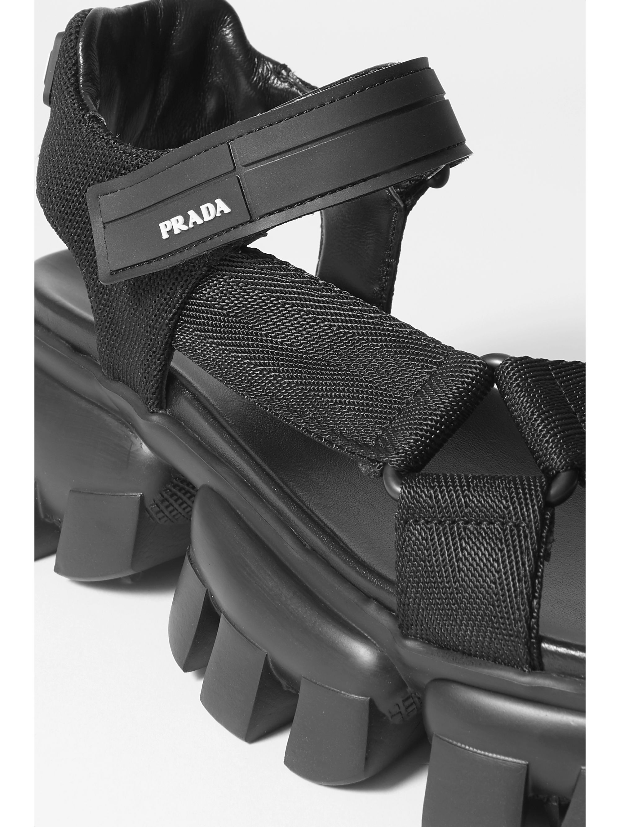 prada thunder