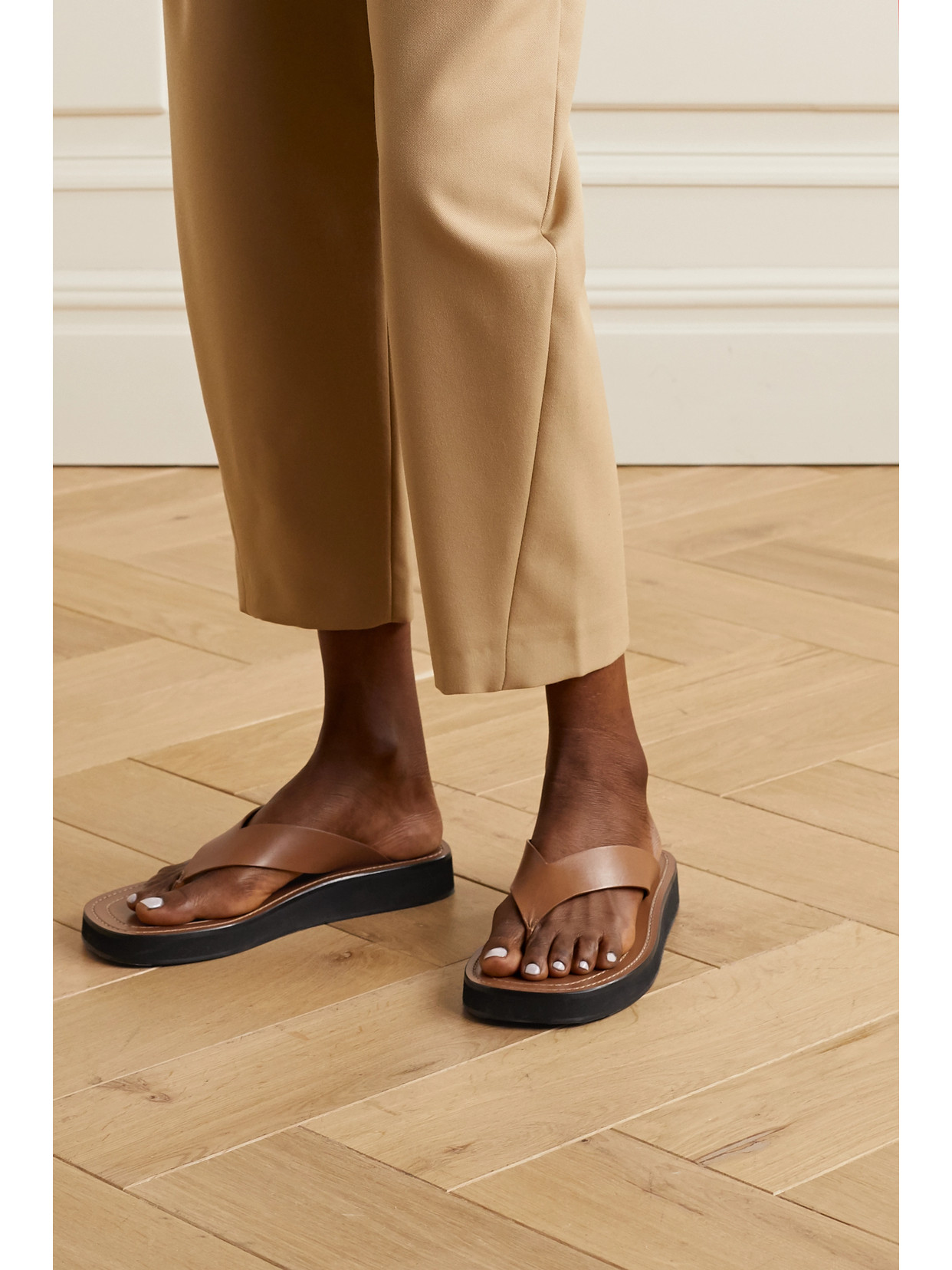 Ginza Leather Platform Flip Flops