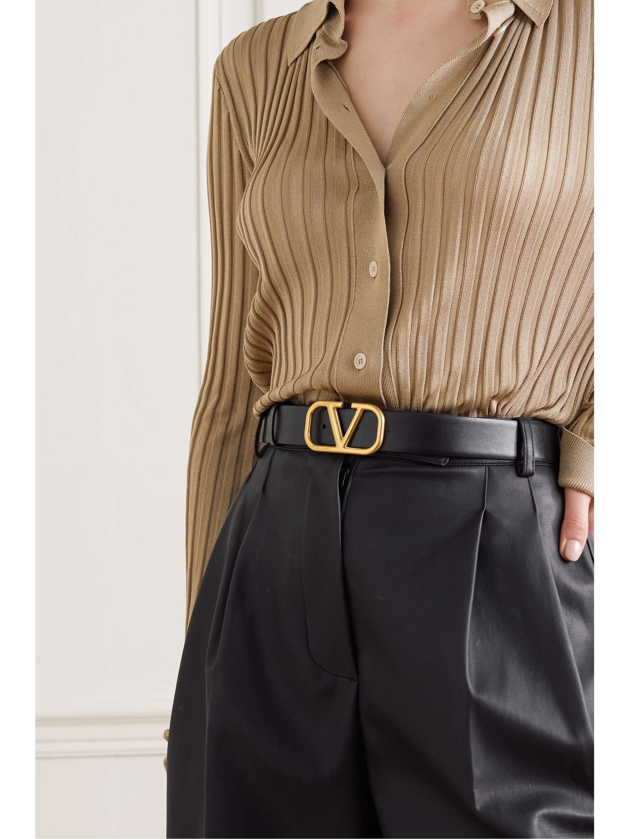 VALENTINO GARAVANI VLOGO reversible leather belt | NET-A-PORTER