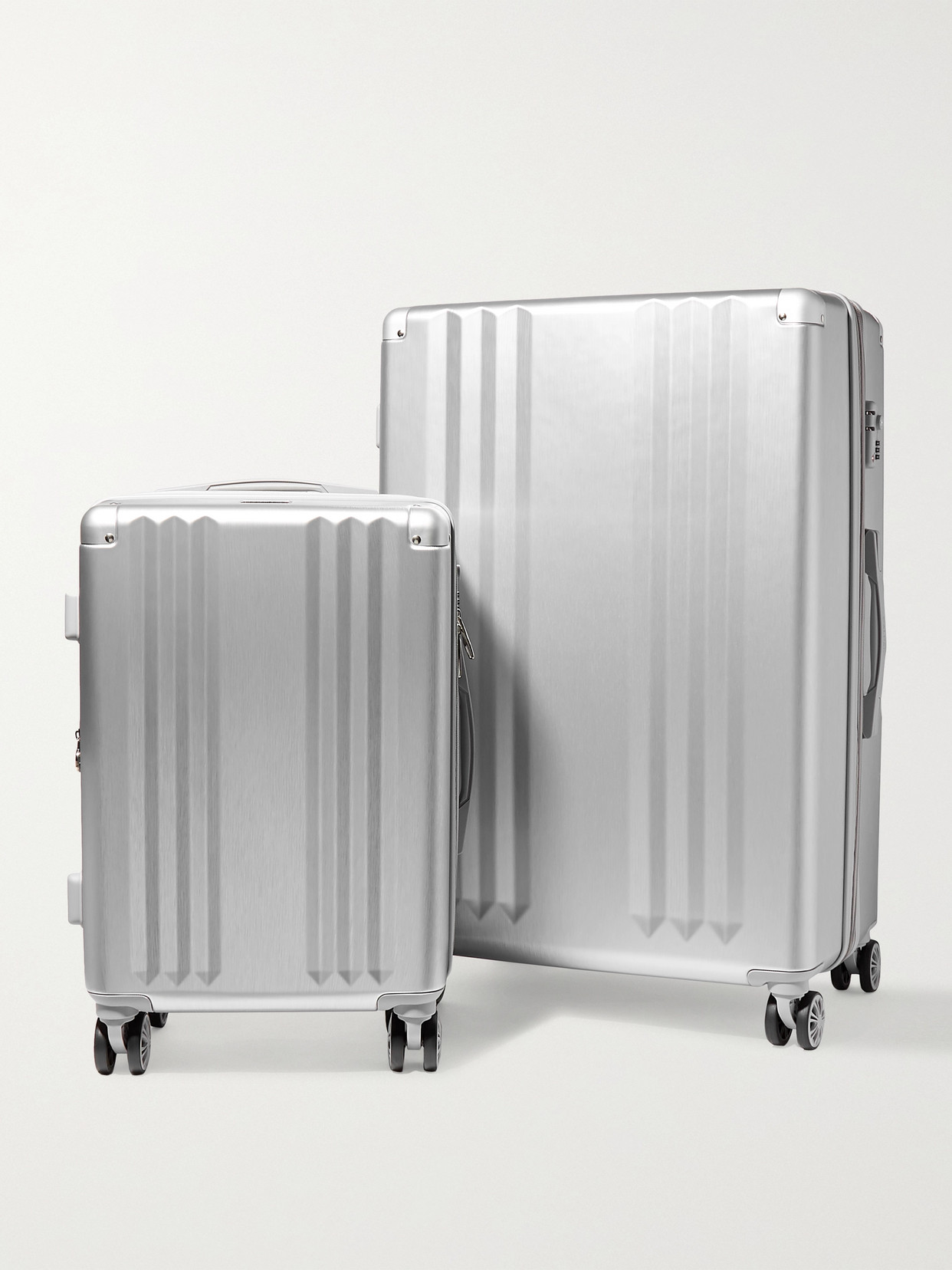 CALPAK - Ambeur Hardshell Suitcase Set - Silver