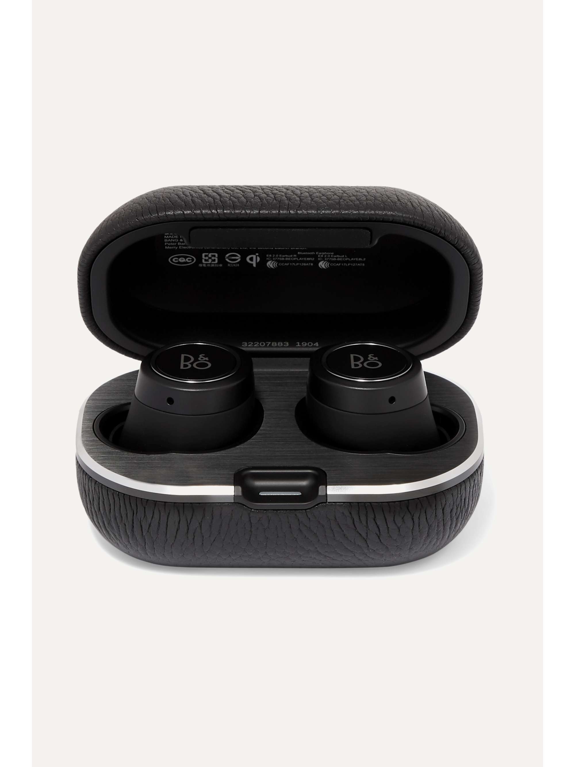 BANG & OLUFSEN Beoplay E8 wireless earphones