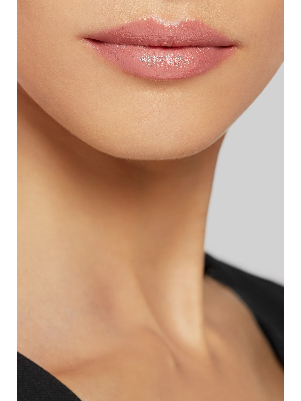 Hourglass Unreal High Shine Volumizing Lip Gloss In Enchant ModeSens