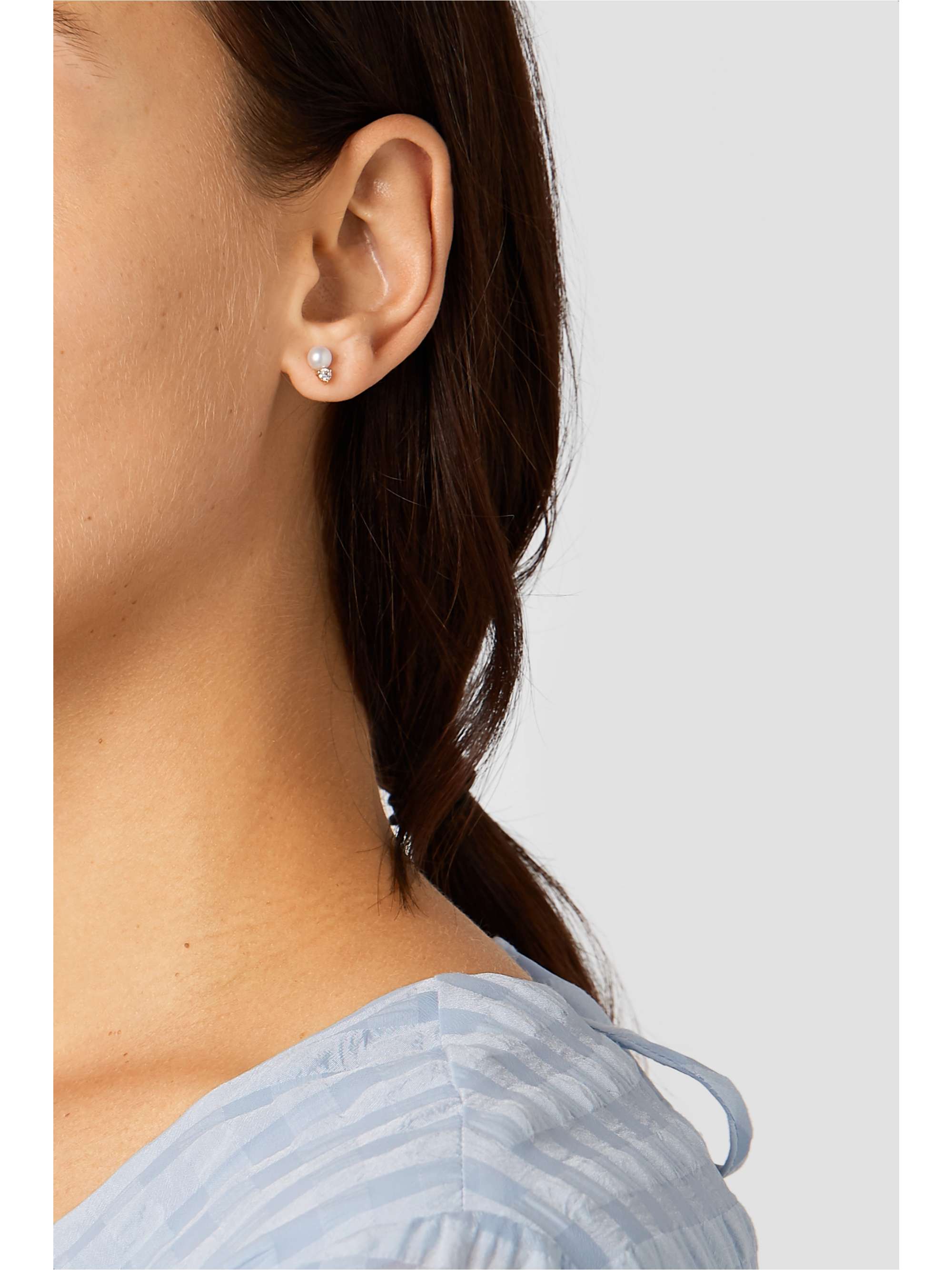 MIZUKI 14-karat gold, pearl and diamond earrings