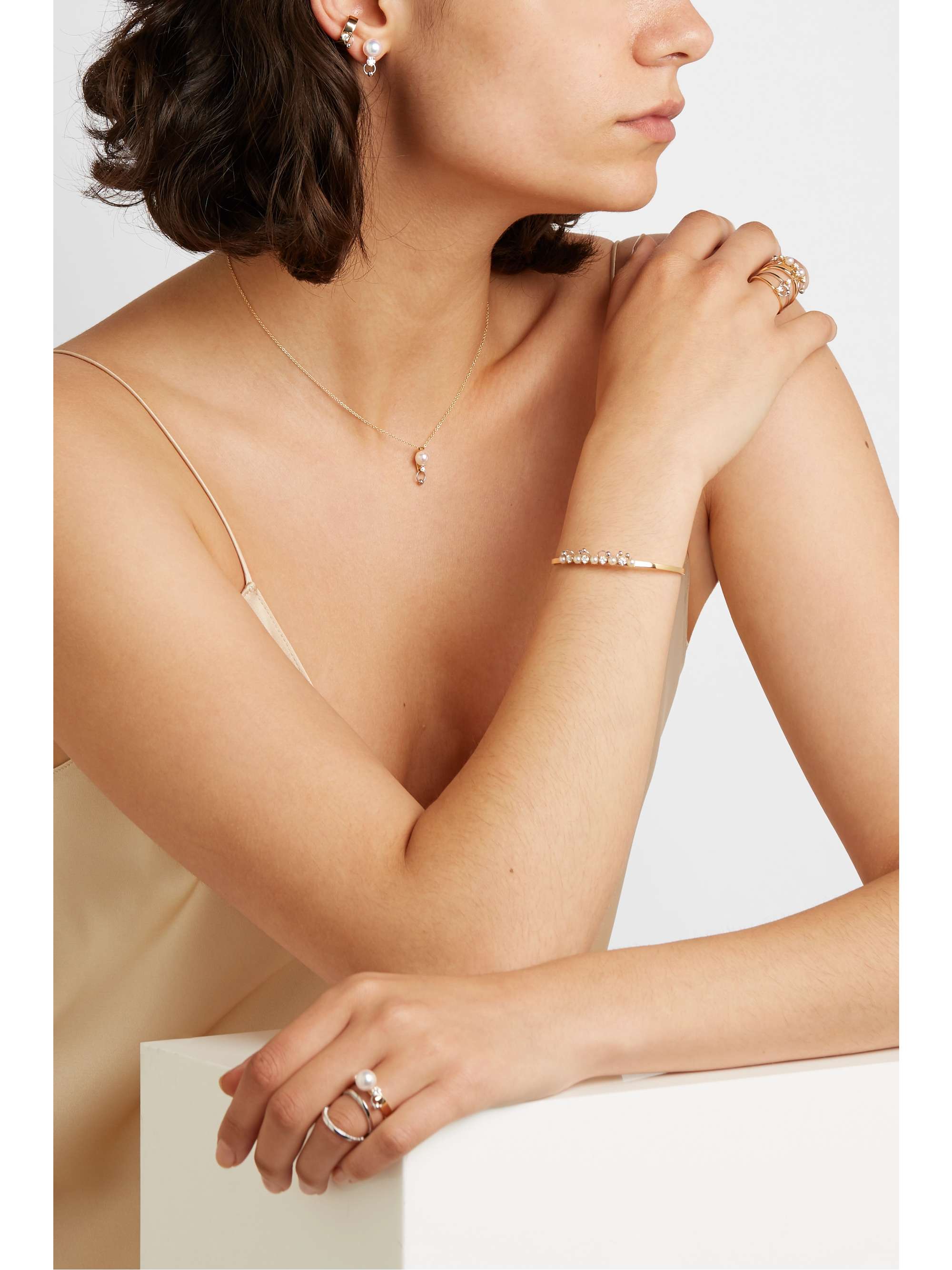 DELFINA DELETTREZ 18-karat yellow and white gold, pearl and diamond earring