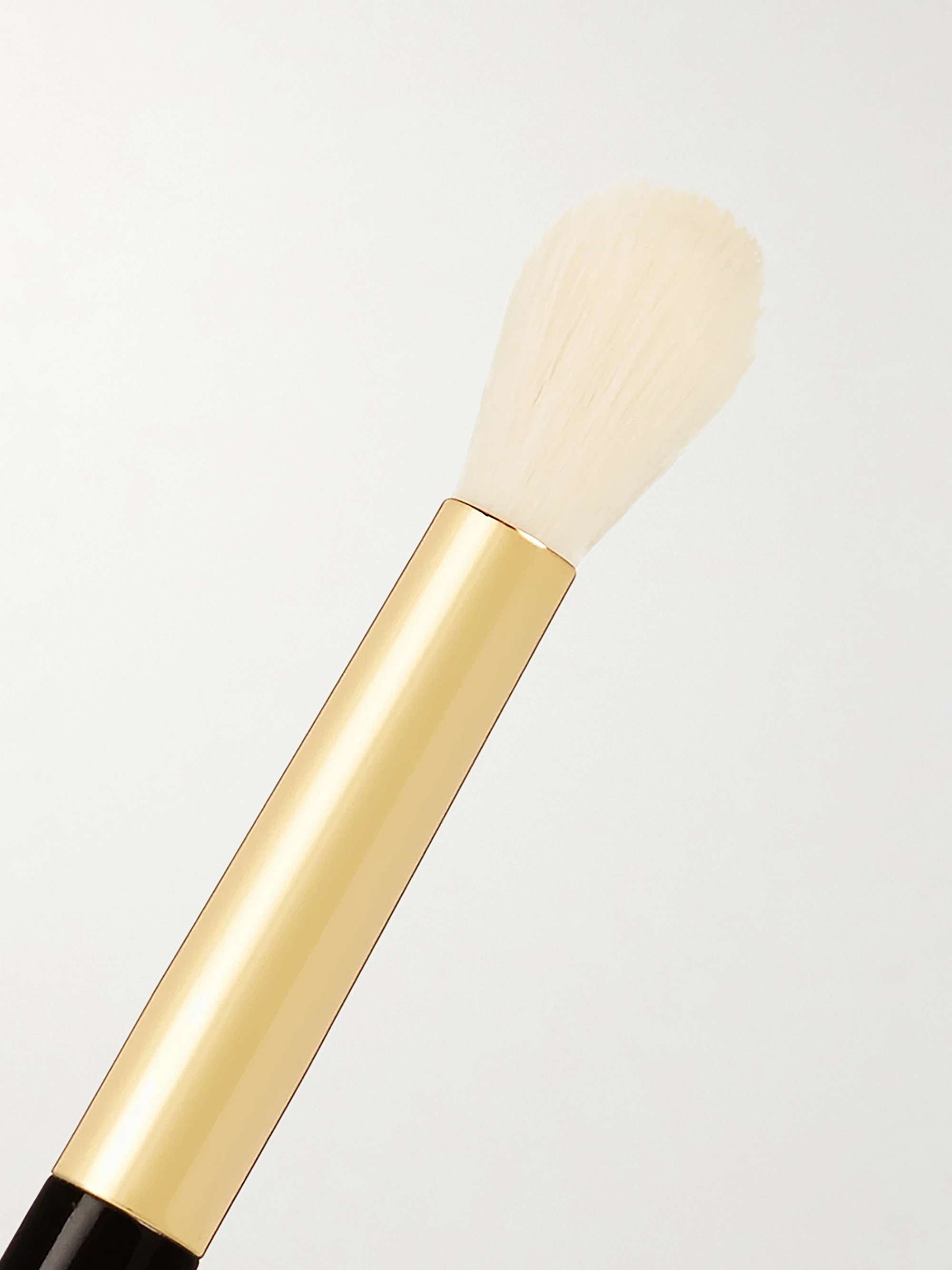 TOM FORD BEAUTY Eye Shadow Blend Brush 13