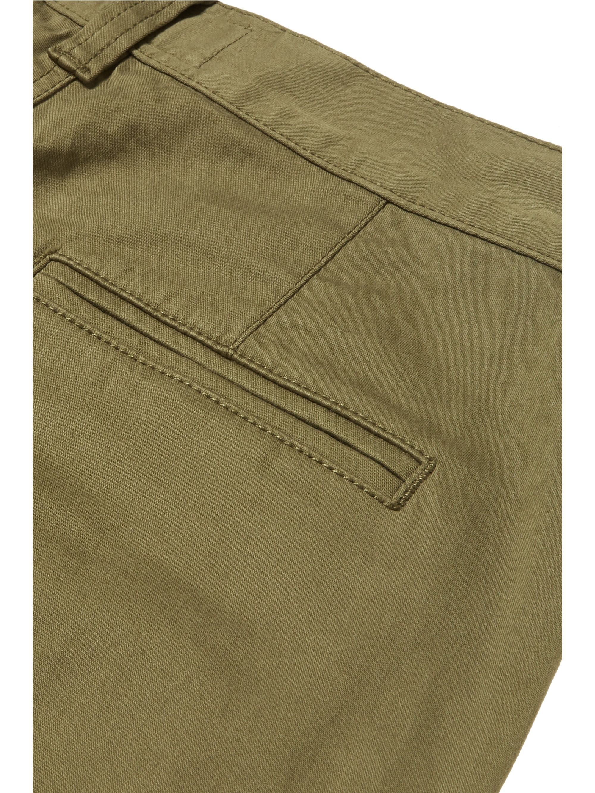 current elliott confidant