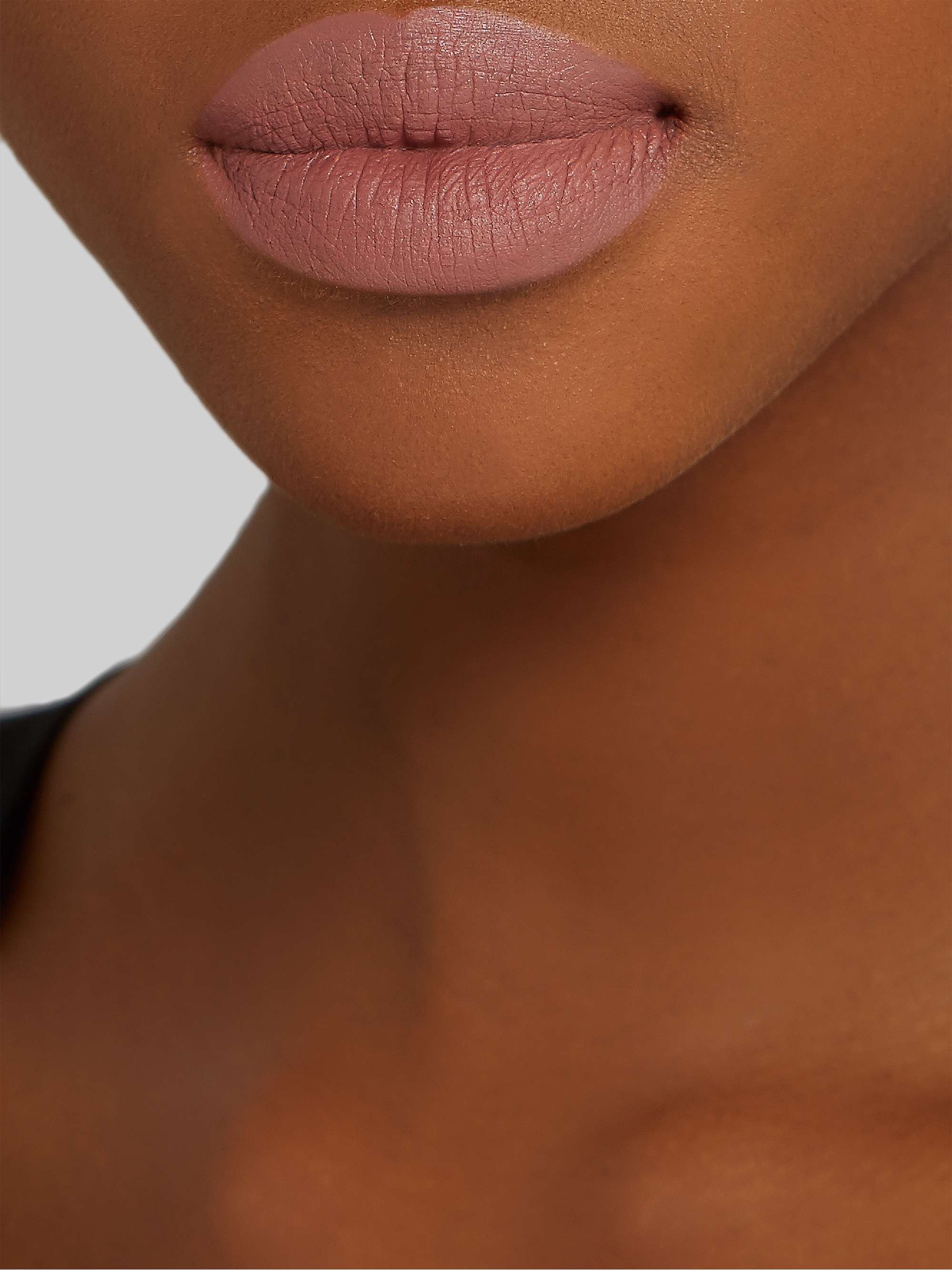 Charlotte tilbury matte revolution lipstick - pillow promo talk
