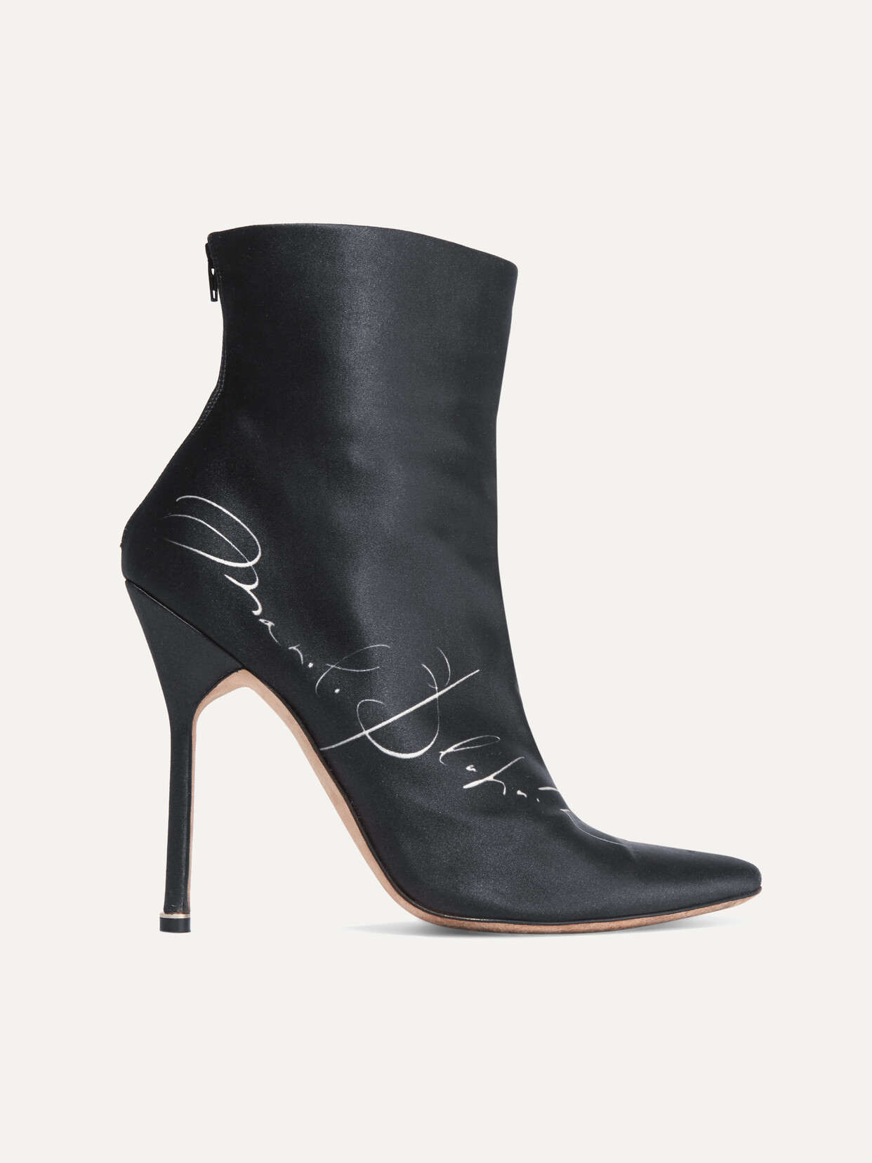 Vetements - + Manolo Blahnik Printed Satin Ankle Boots - Black