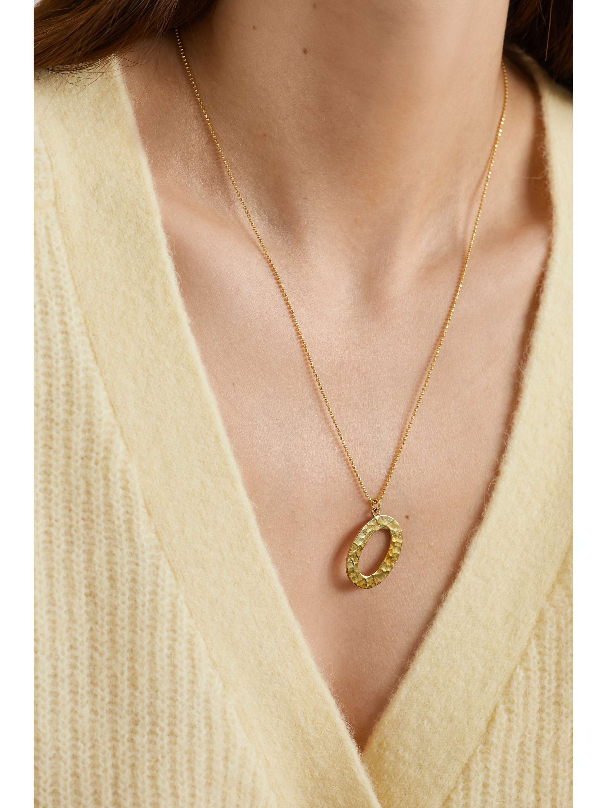 JENNIFER MEYER Letter 18-karat gold necklace