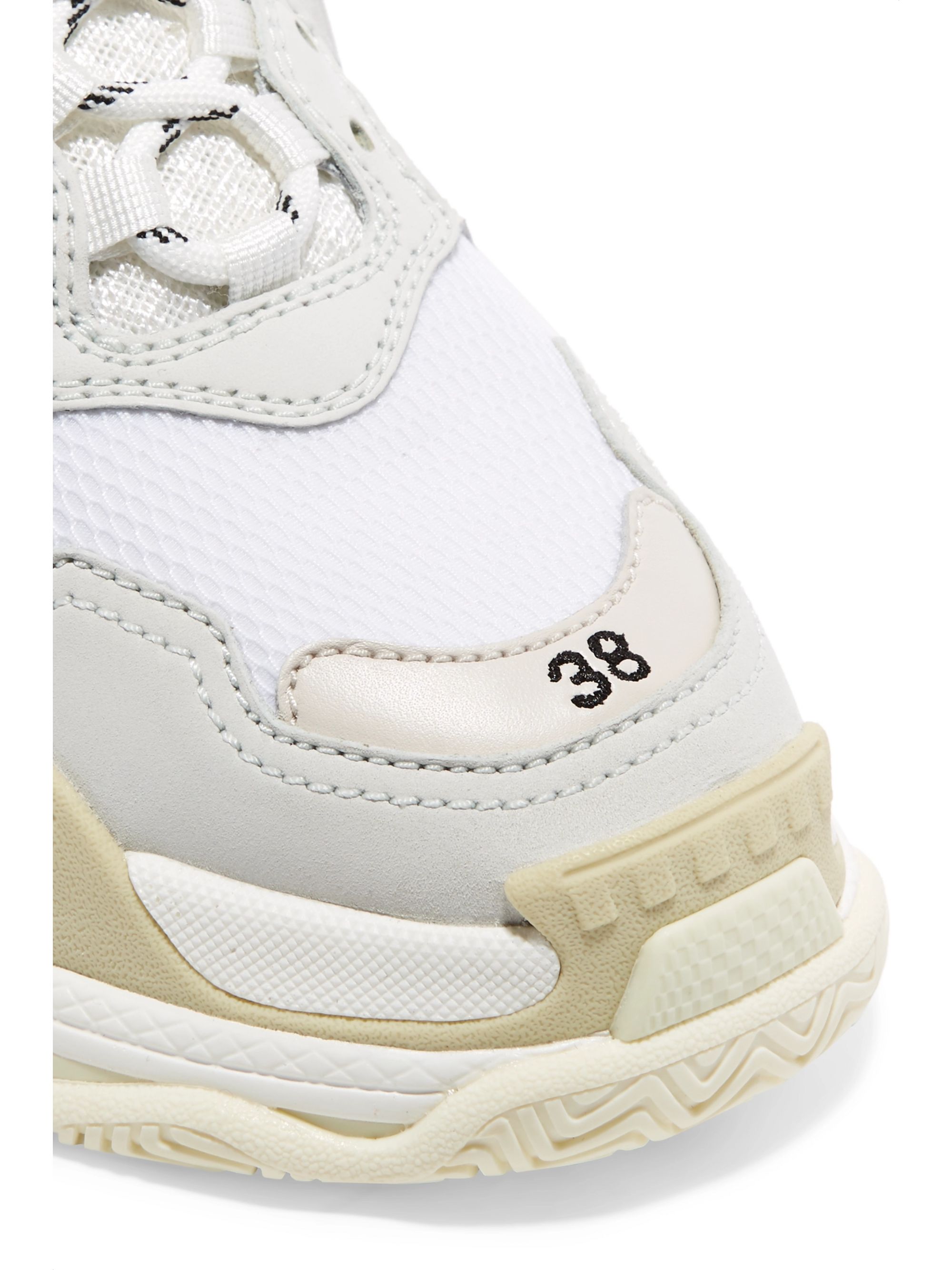 what's the number on the front of balenciaga triple s