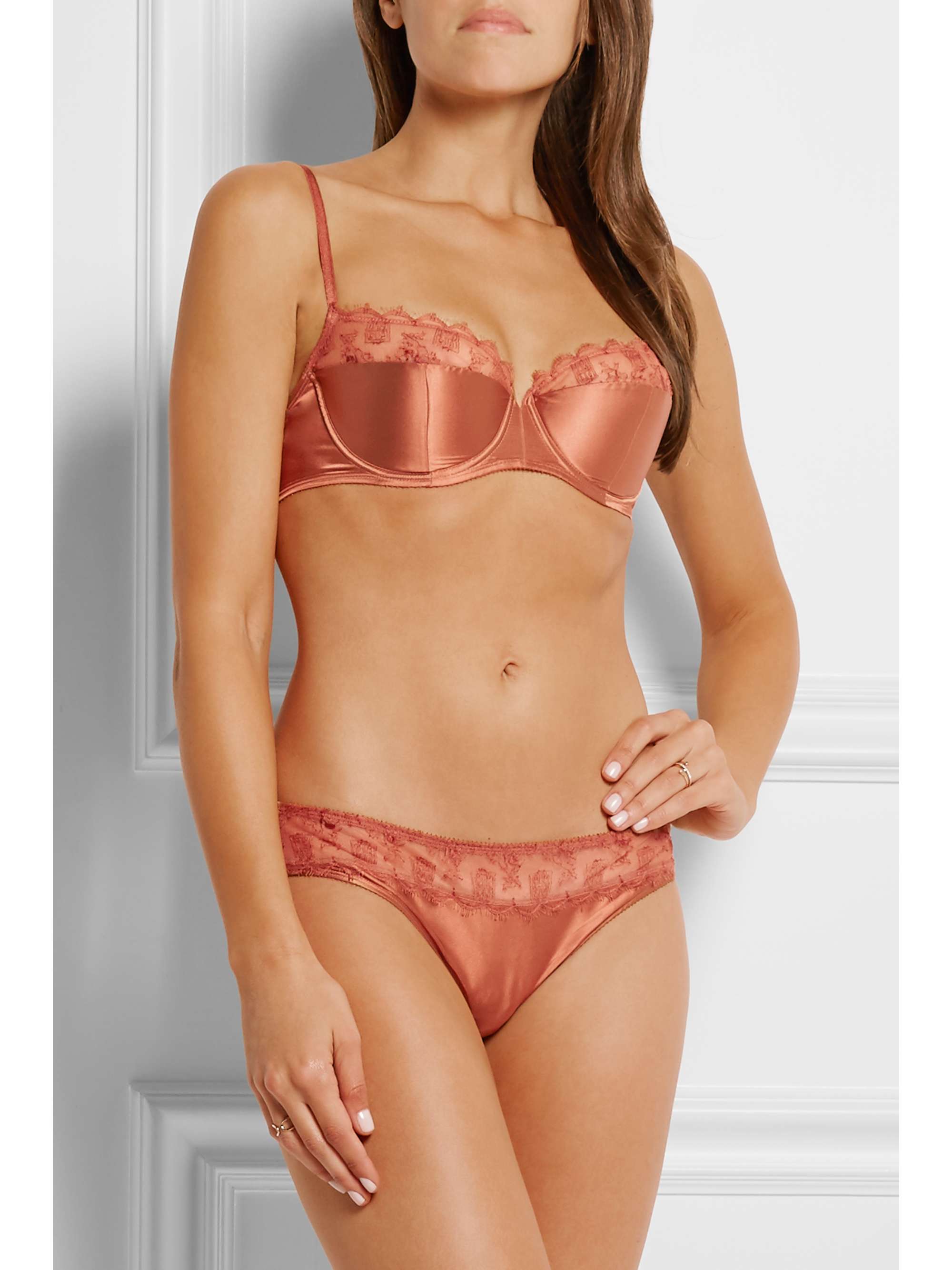ERES La Pagode Port Royal lace-trimmed stretch-satin balconette bra