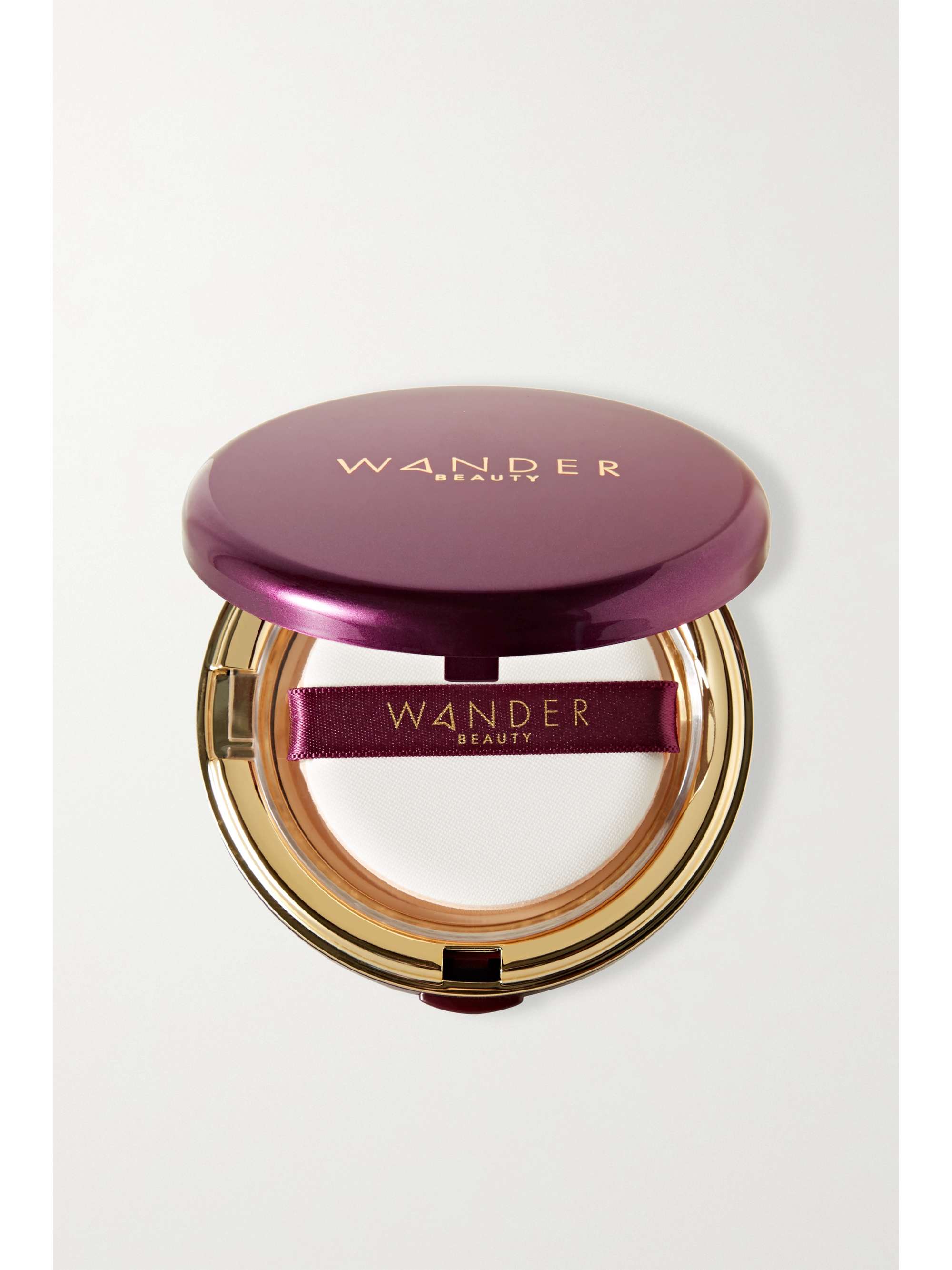 WANDER BEAUTY Wanderlust Powder Foundation - Light Medium