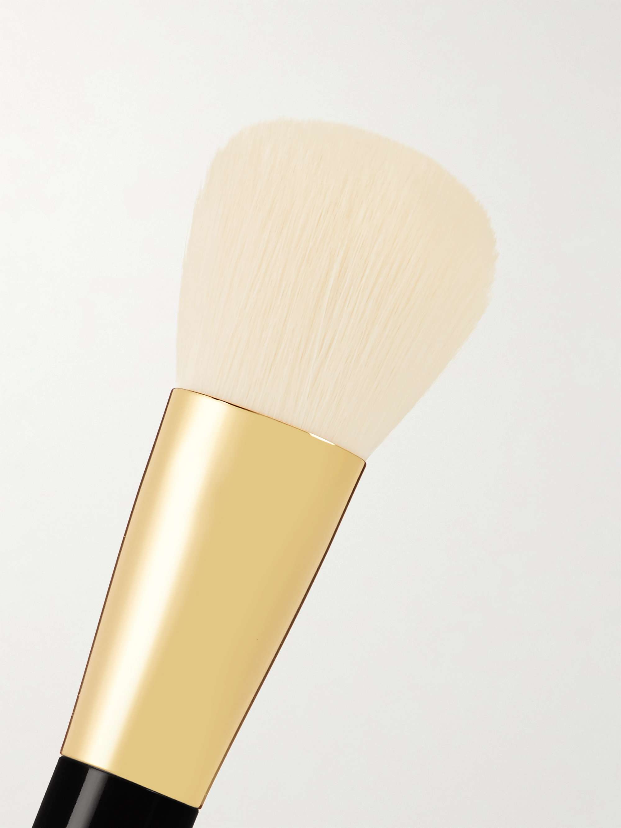 TOM FORD BEAUTY Pinceau pour les joues 06