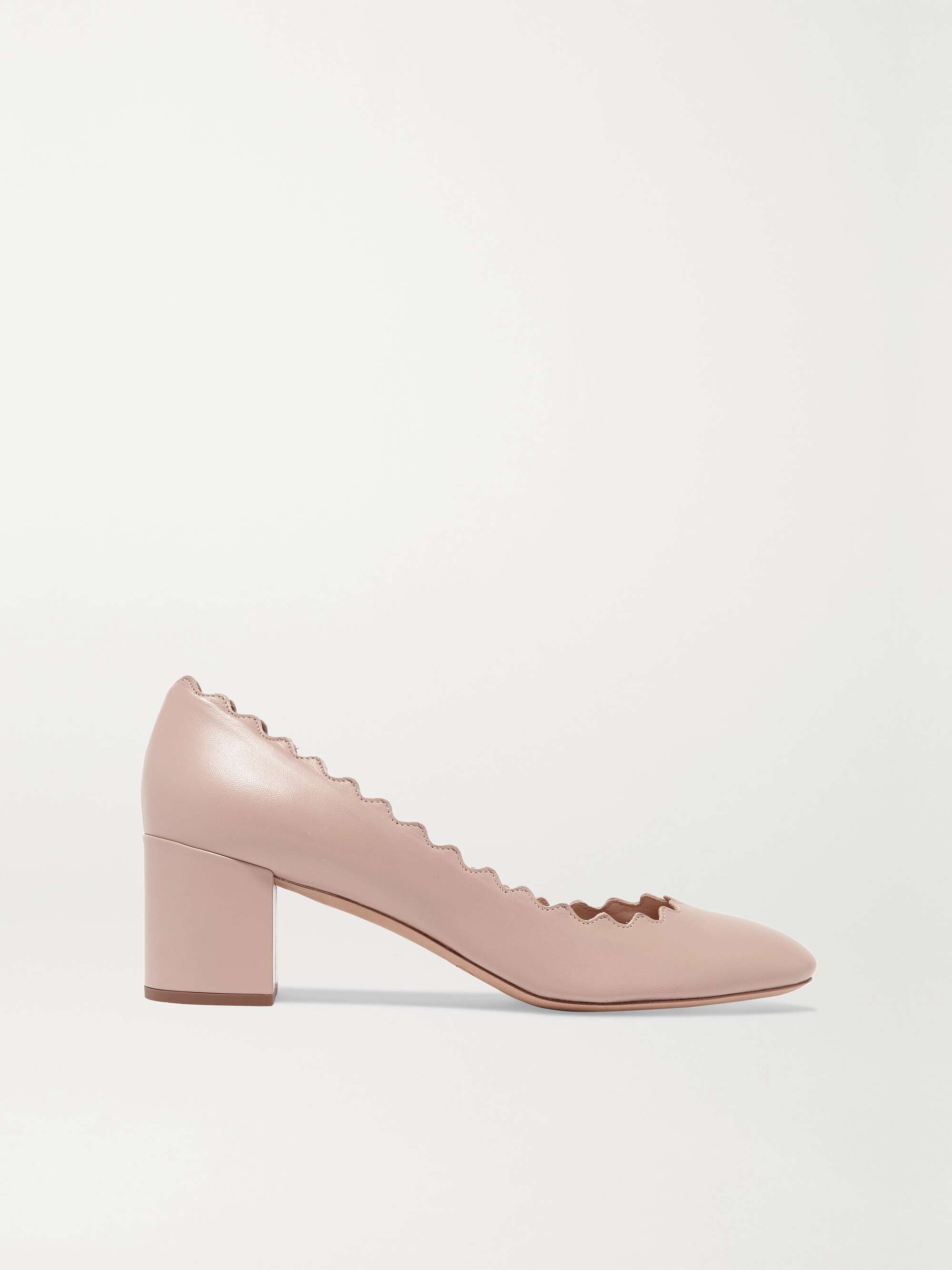 pulver Sørge over færge CHLOÉ Lauren scalloped leather pumps | NET-A-PORTER