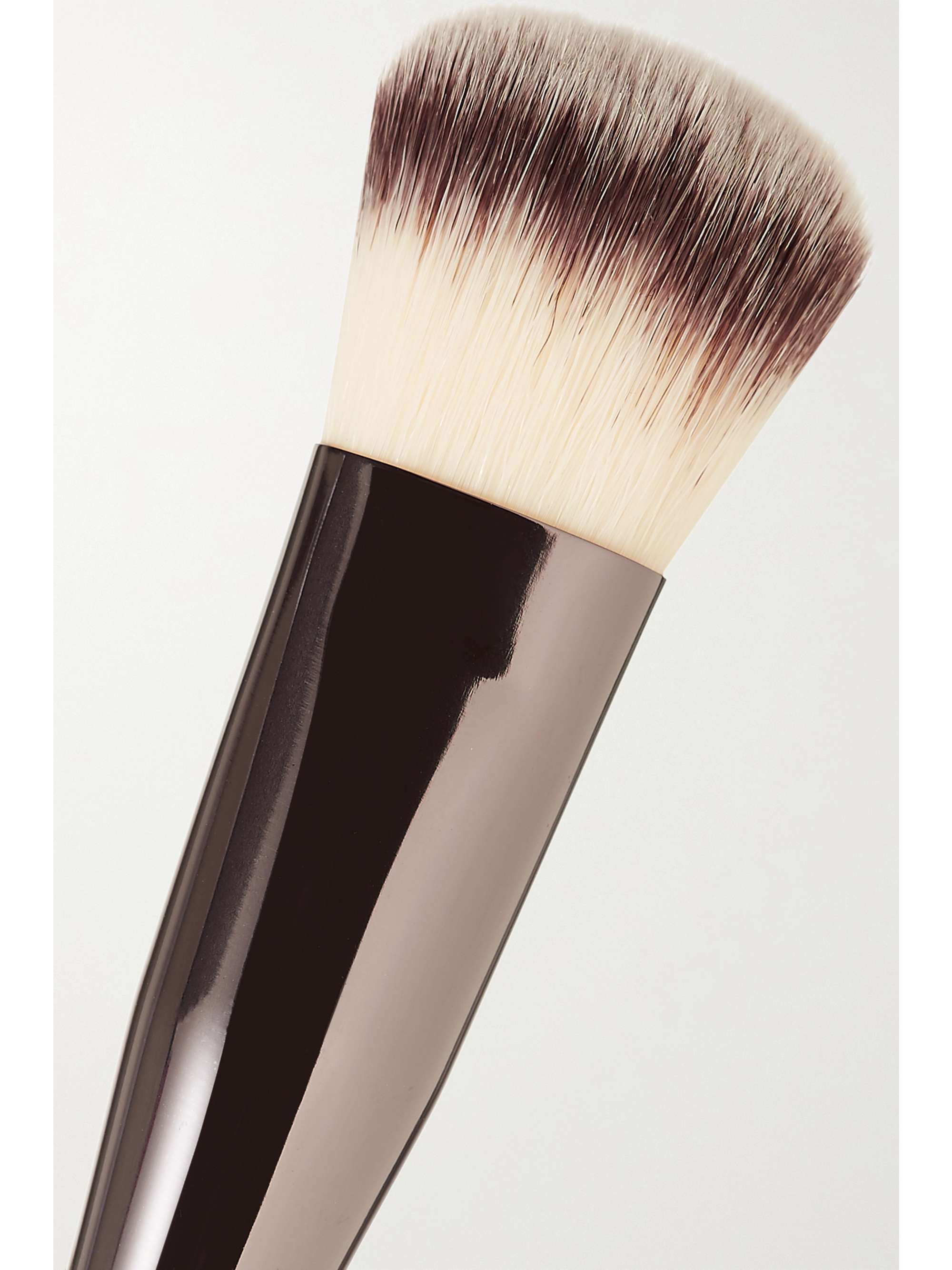 CHANTECAILLE Foundation and Mask Brush