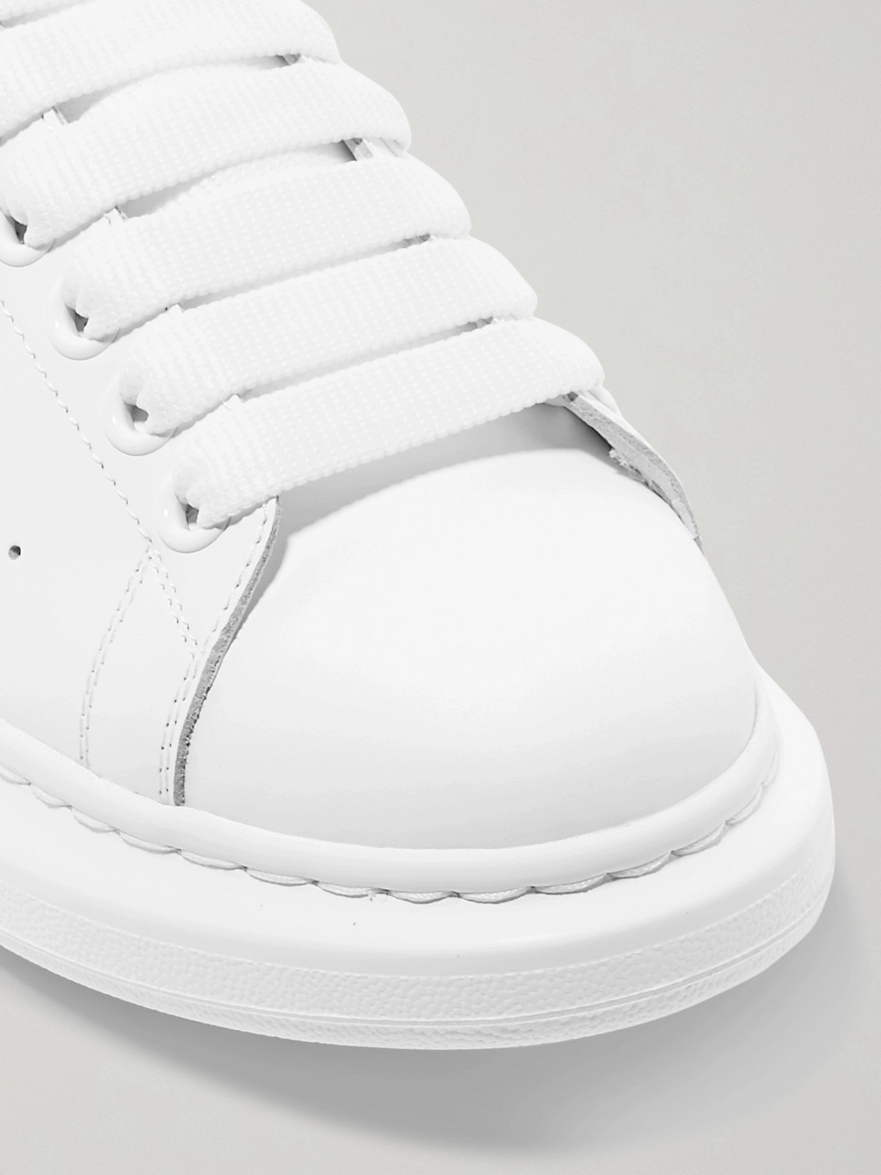 Alexander Mcqueen Oversized Sneakers In Leather With Contrasting Heel Tab In Black