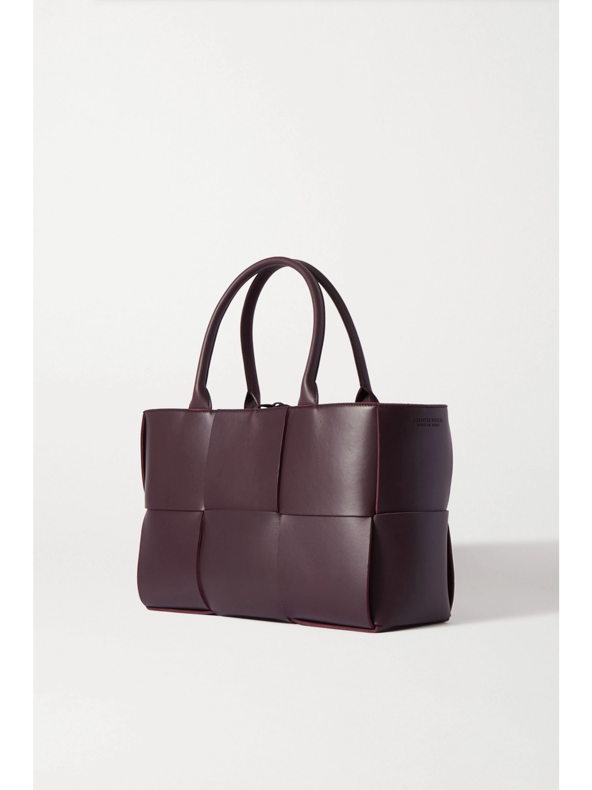 bottega veneta medium arco tote