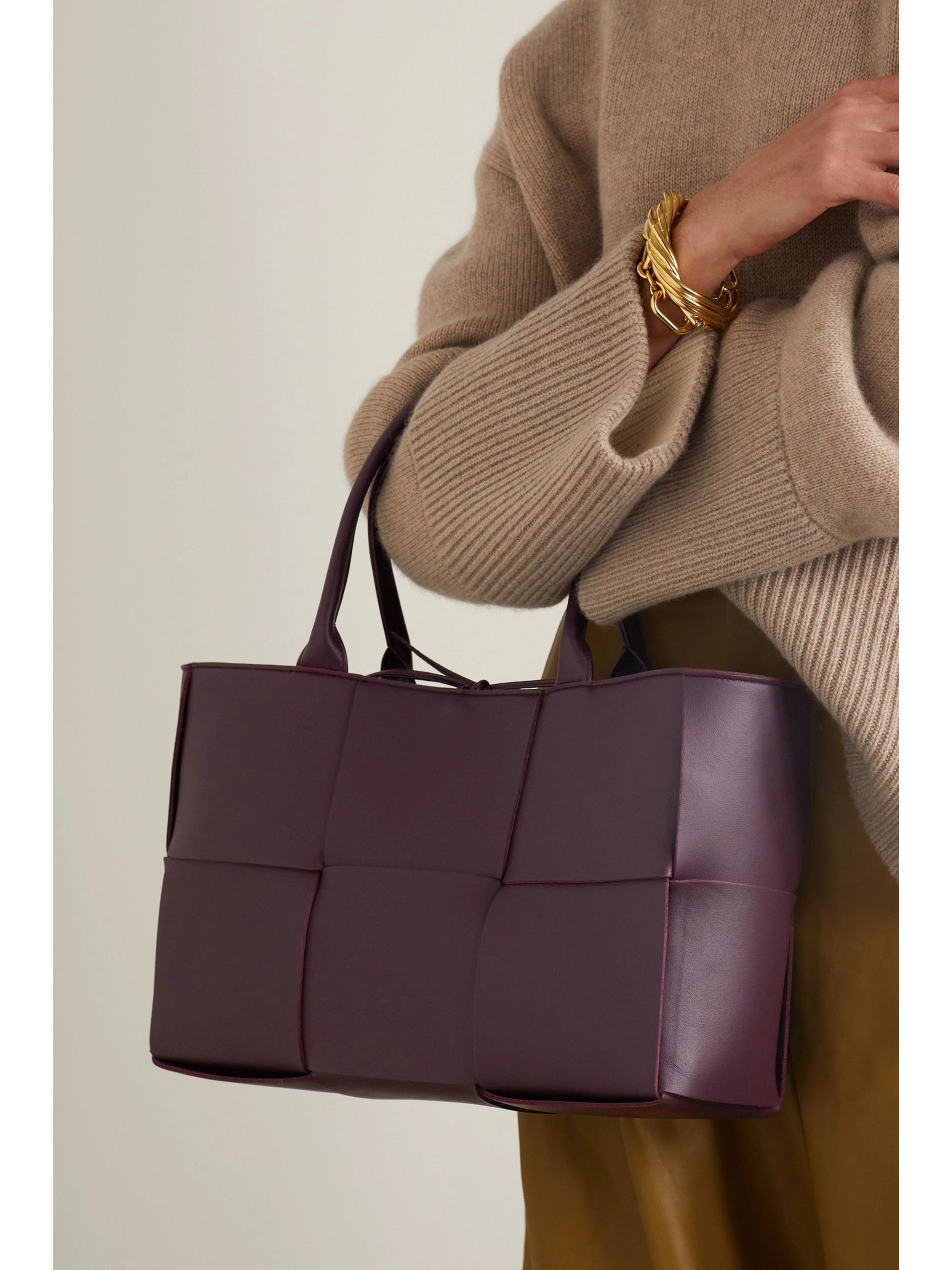 bottega veneta medium arco tote