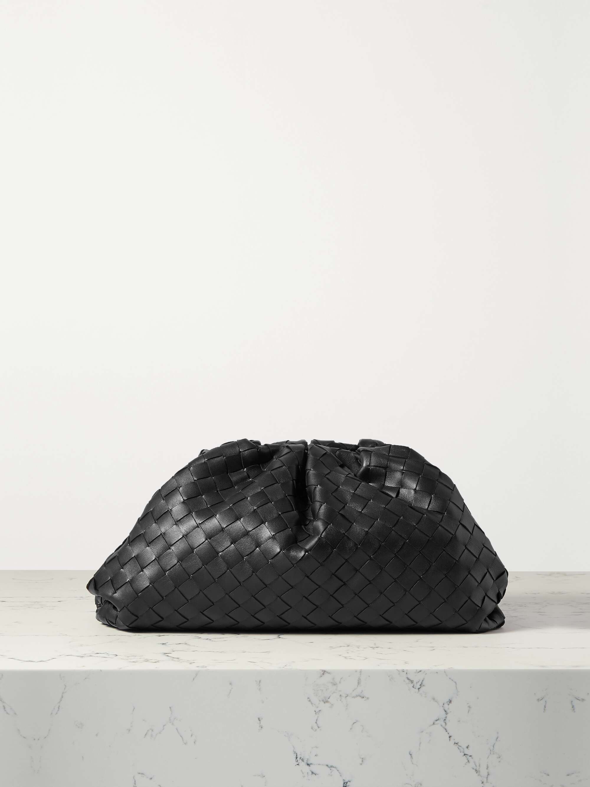 BOTTEGA VENETA – The Pouch large gathered intrecciato leather clutch