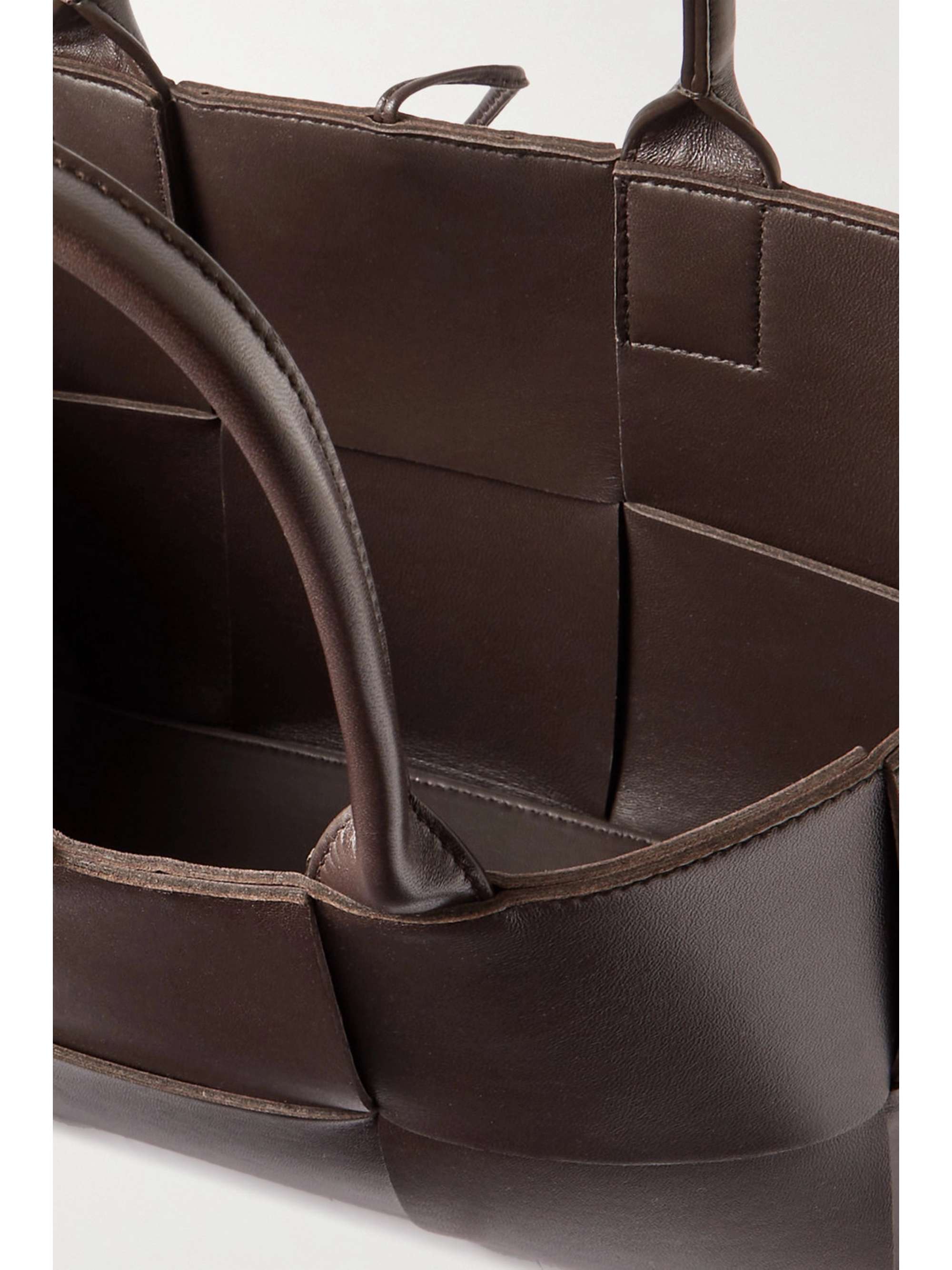 BOTTEGA VENETA Arco イントレチャートレザー スモールトート