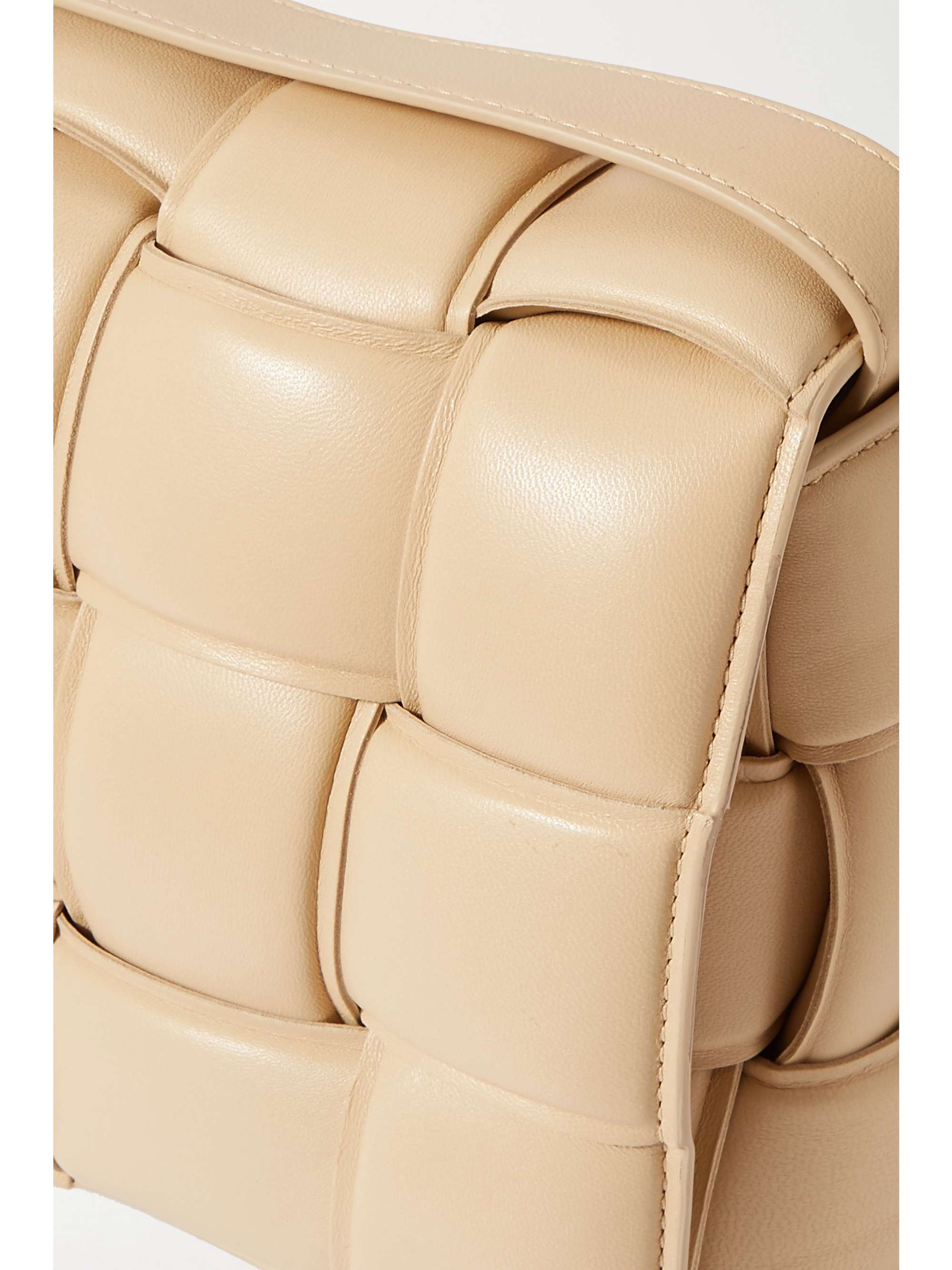 BOTTEGA VENETA Cassette padded intrecciato iridescent leather shoulder bag