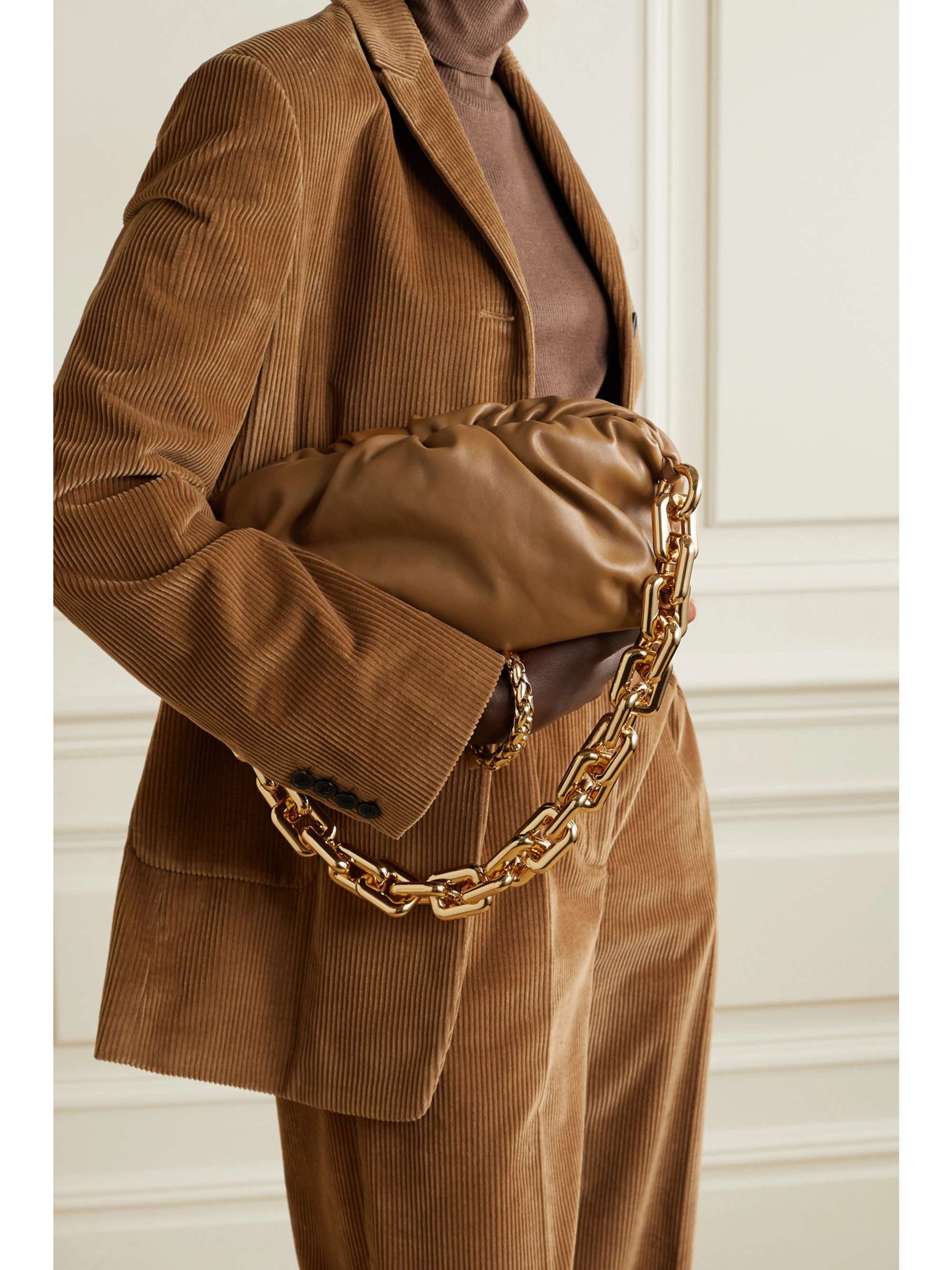 bottega veneta belt chain pouch