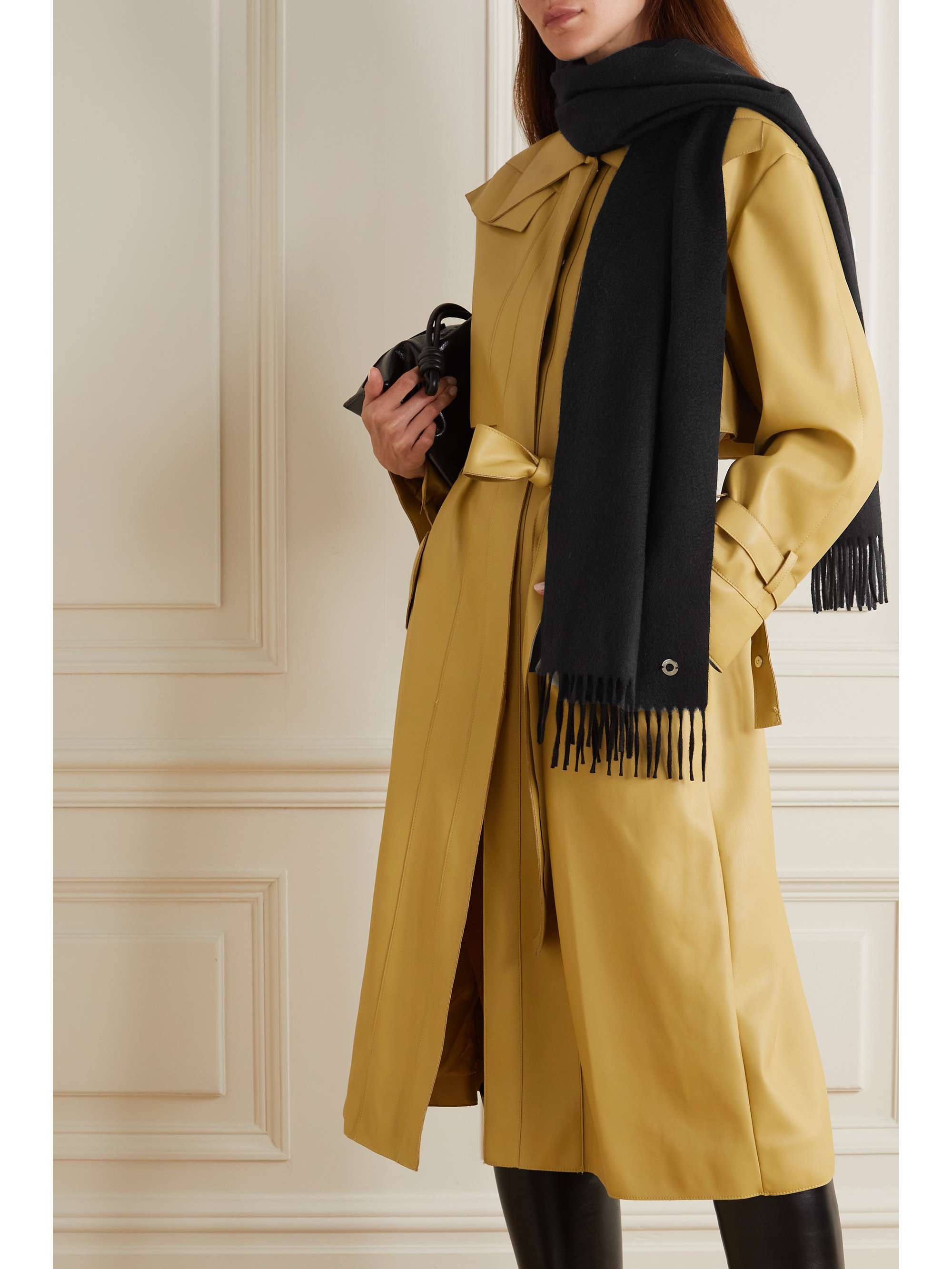 LORO PIANA Fringed cashmere scarf