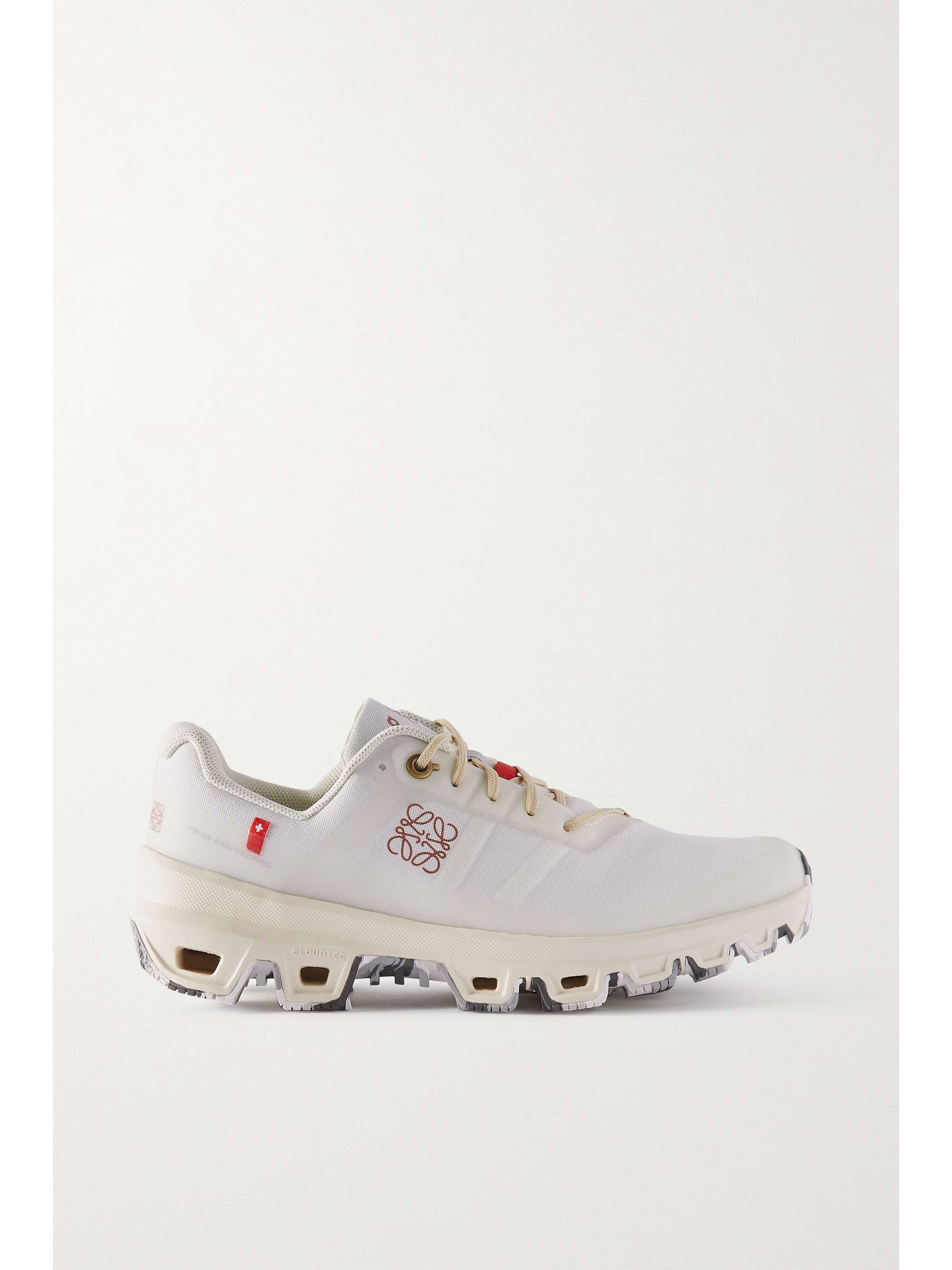 on cloudventure sneakers