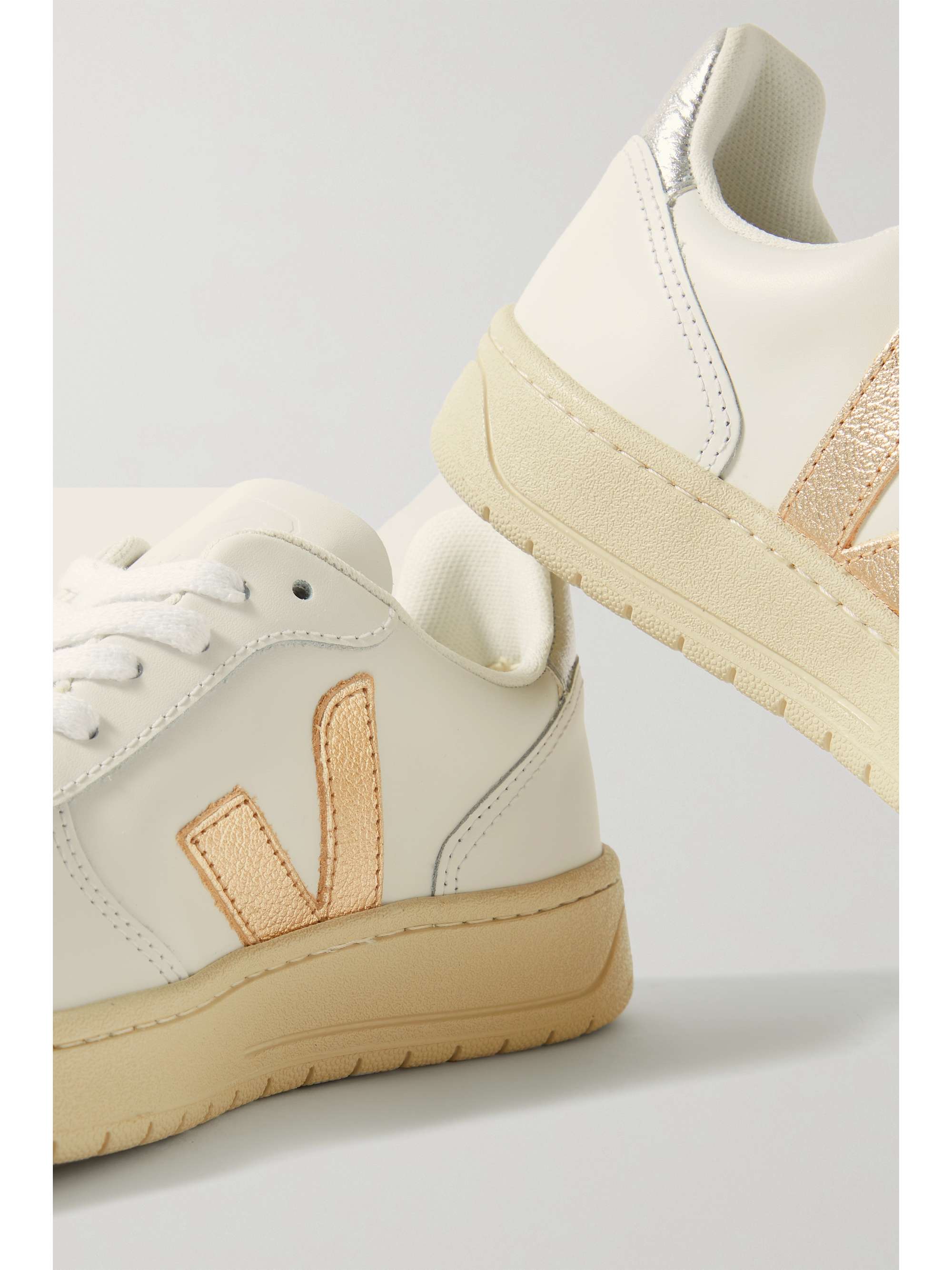 VEJA V-10 metallic-trimmed leather sneakers