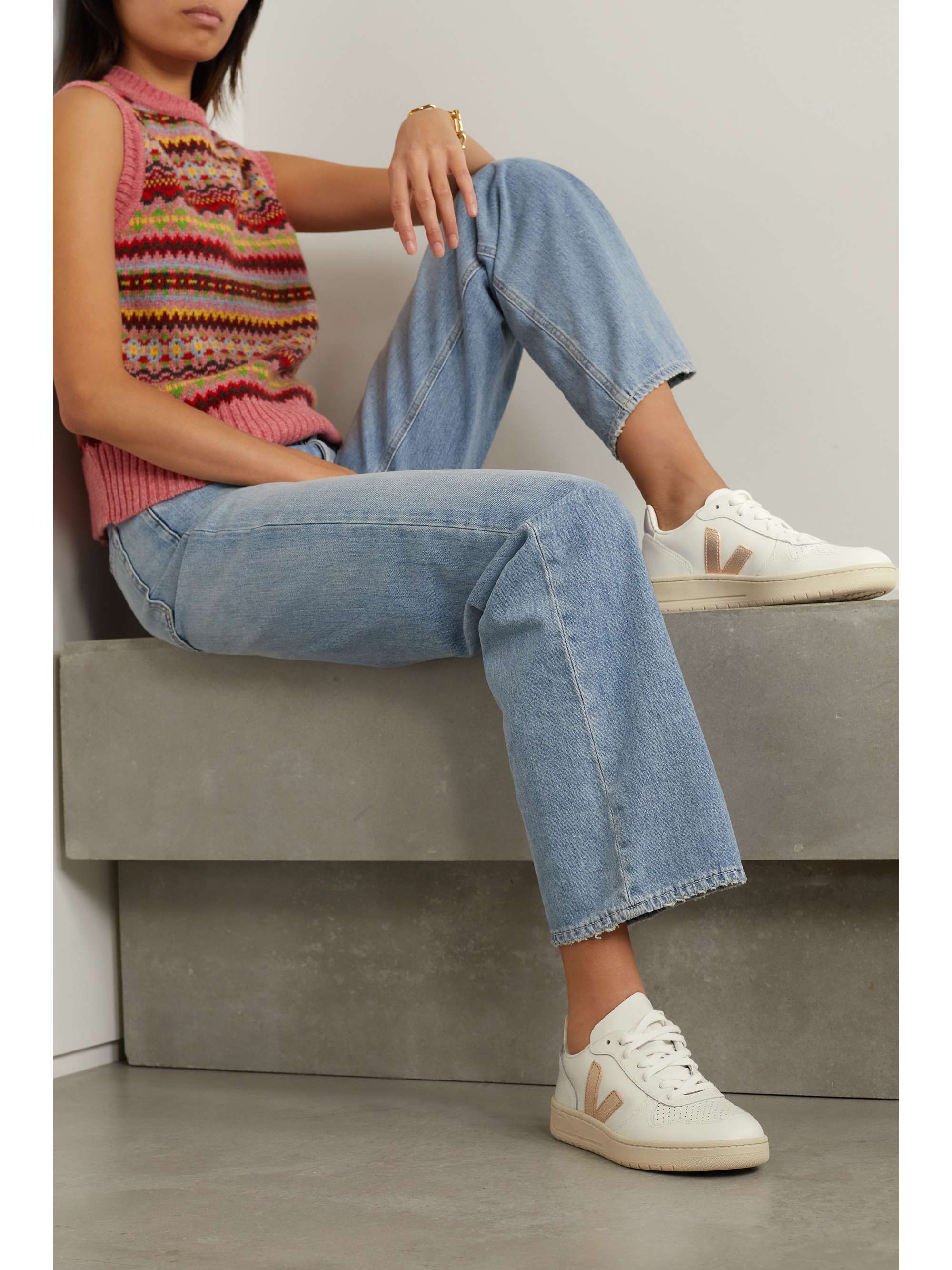 VEJA V-10 metallic-trimmed leather sneakers