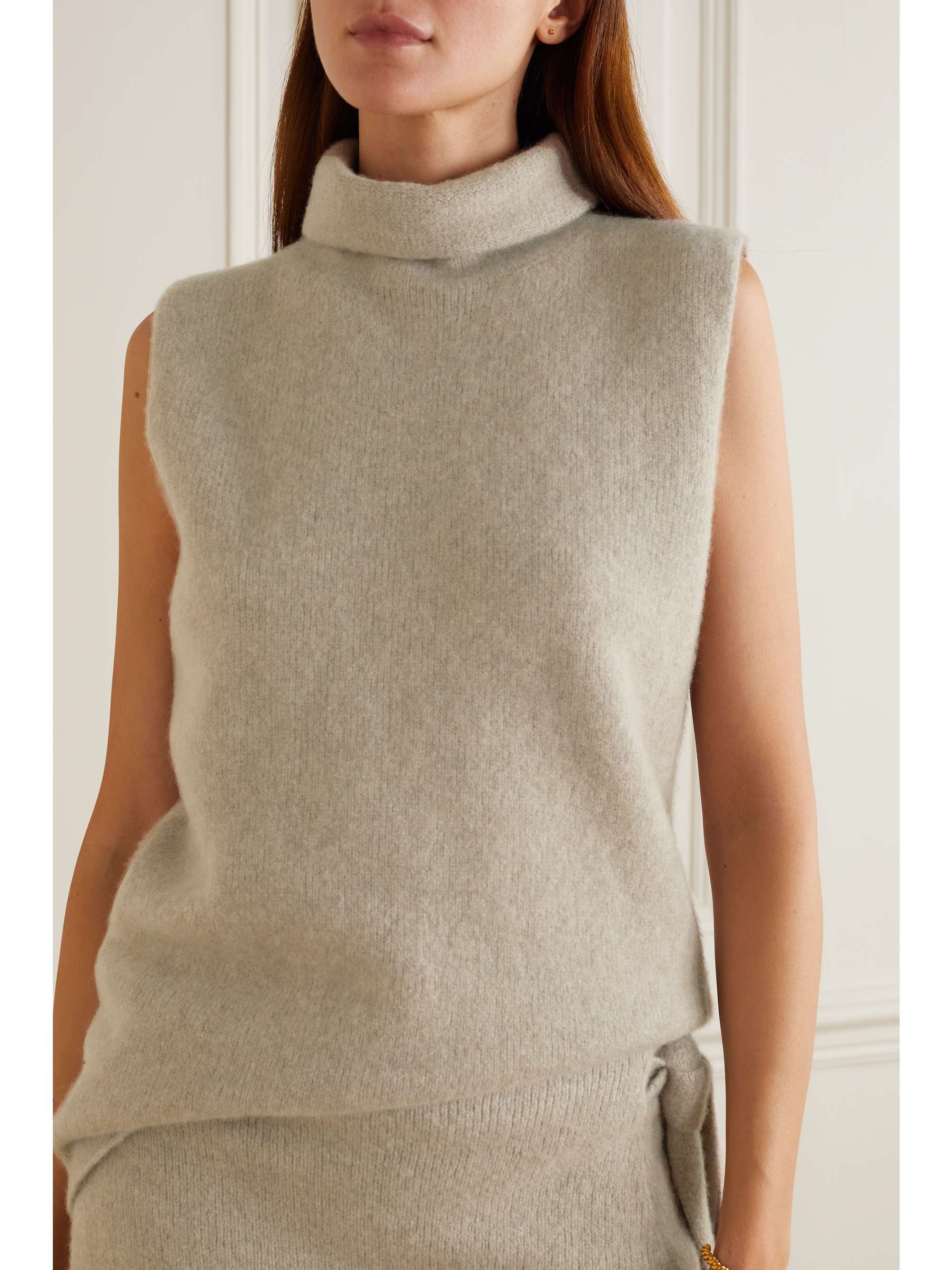 LAUREN MANOOGIAN Cashmere-blend turtleneck tank
