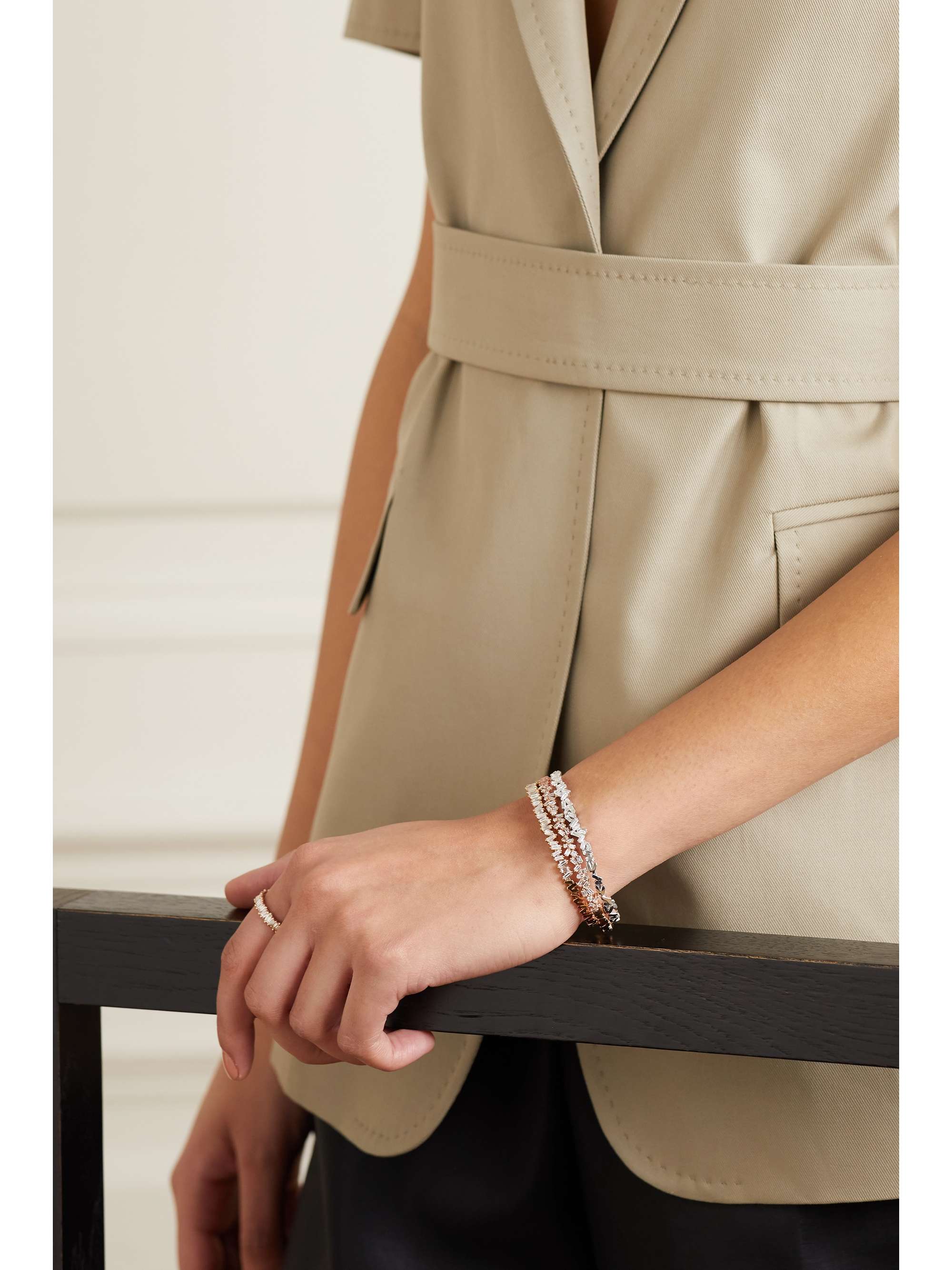 SUZANNE KALAN 18-karat gold diamond cuff