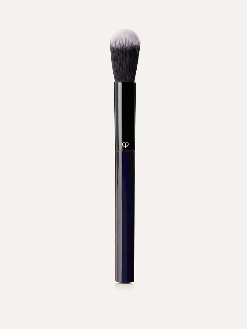 CLÉ DE PEAU BEAUTÉ Powder And Cream Blush Brush