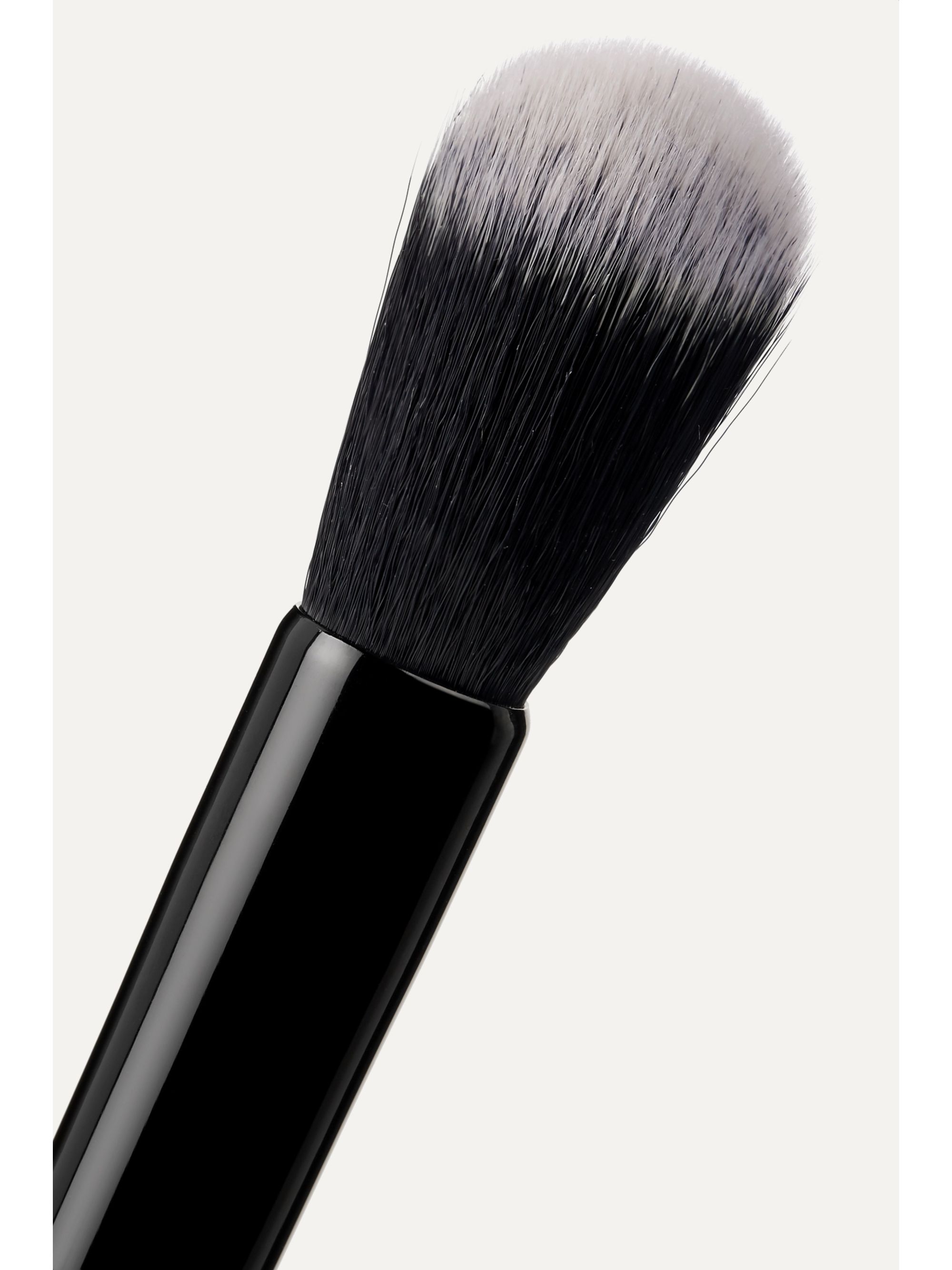 Colorless Powder and Cream Blush Brush CLÉ DE PEAU BEAUTÉ NETAPORTER