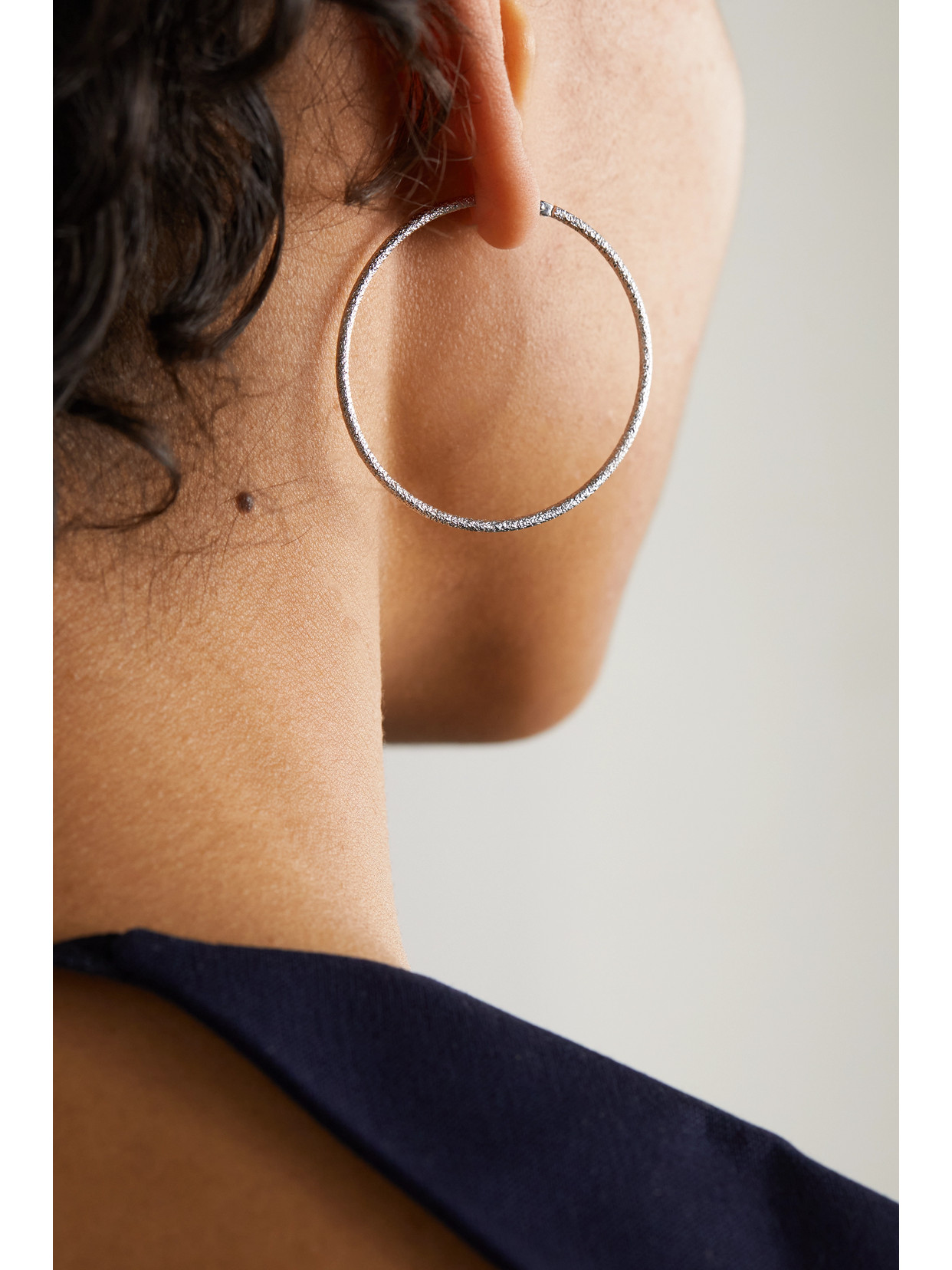 Carolina Bucci Florentine 18-karat White Gold Hoop Earrings In White Gold