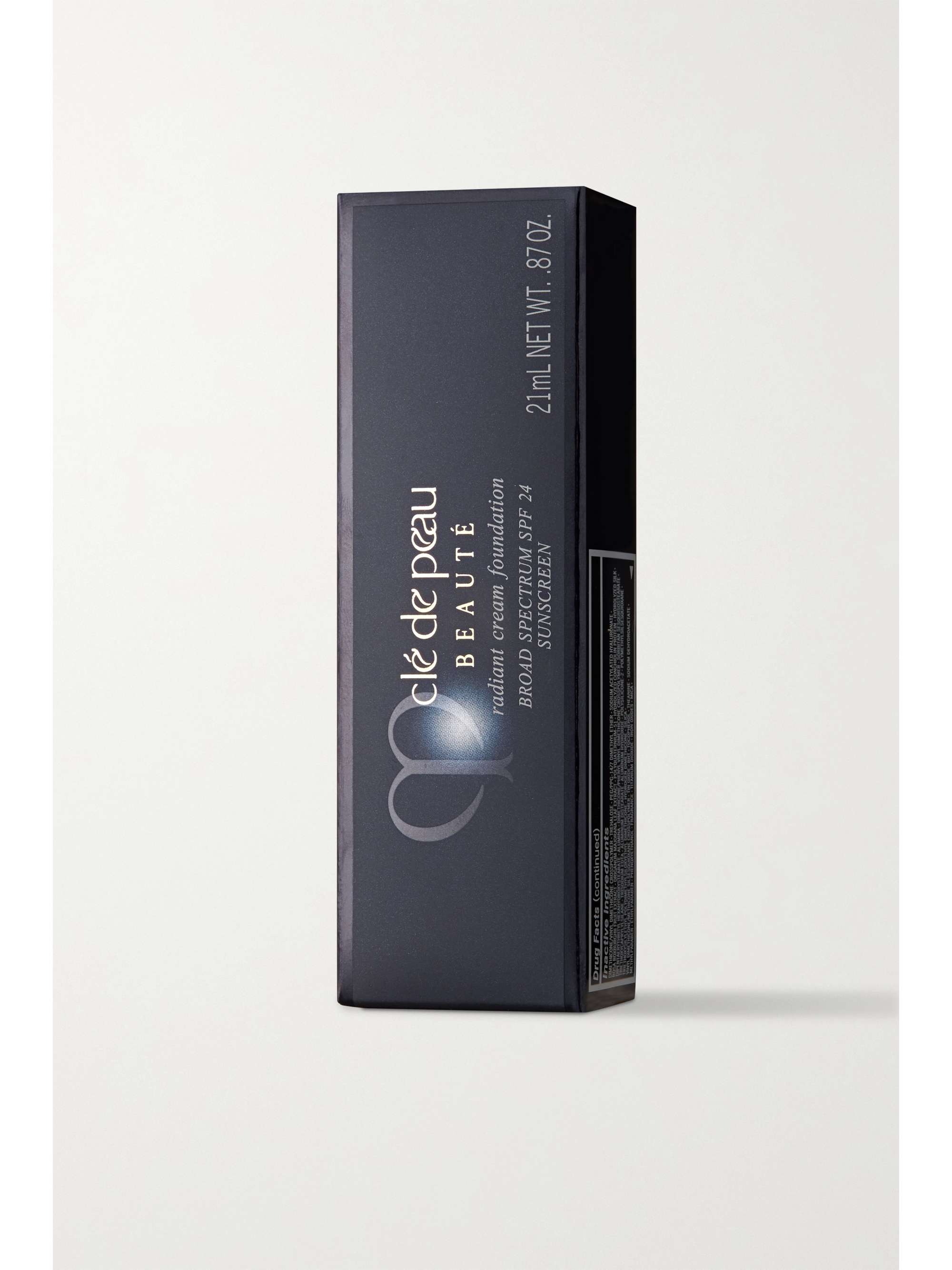 CLÉ DE PEAU BEAUTÉ Radiant Cream Foundation SPF24 - Medium Beige B30, 21ml