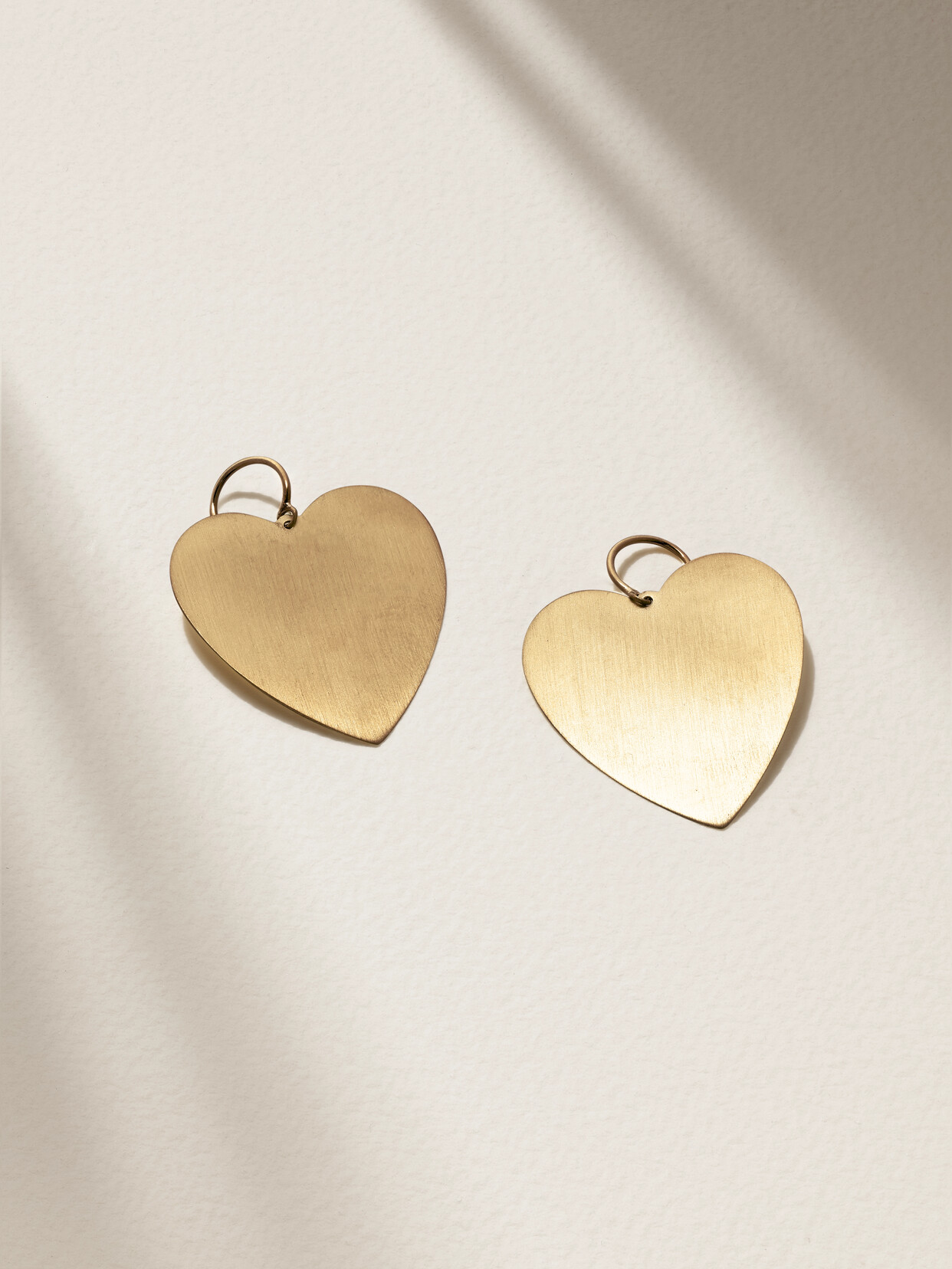 Irene Neuwirth Love 18-karat Gold Earrings