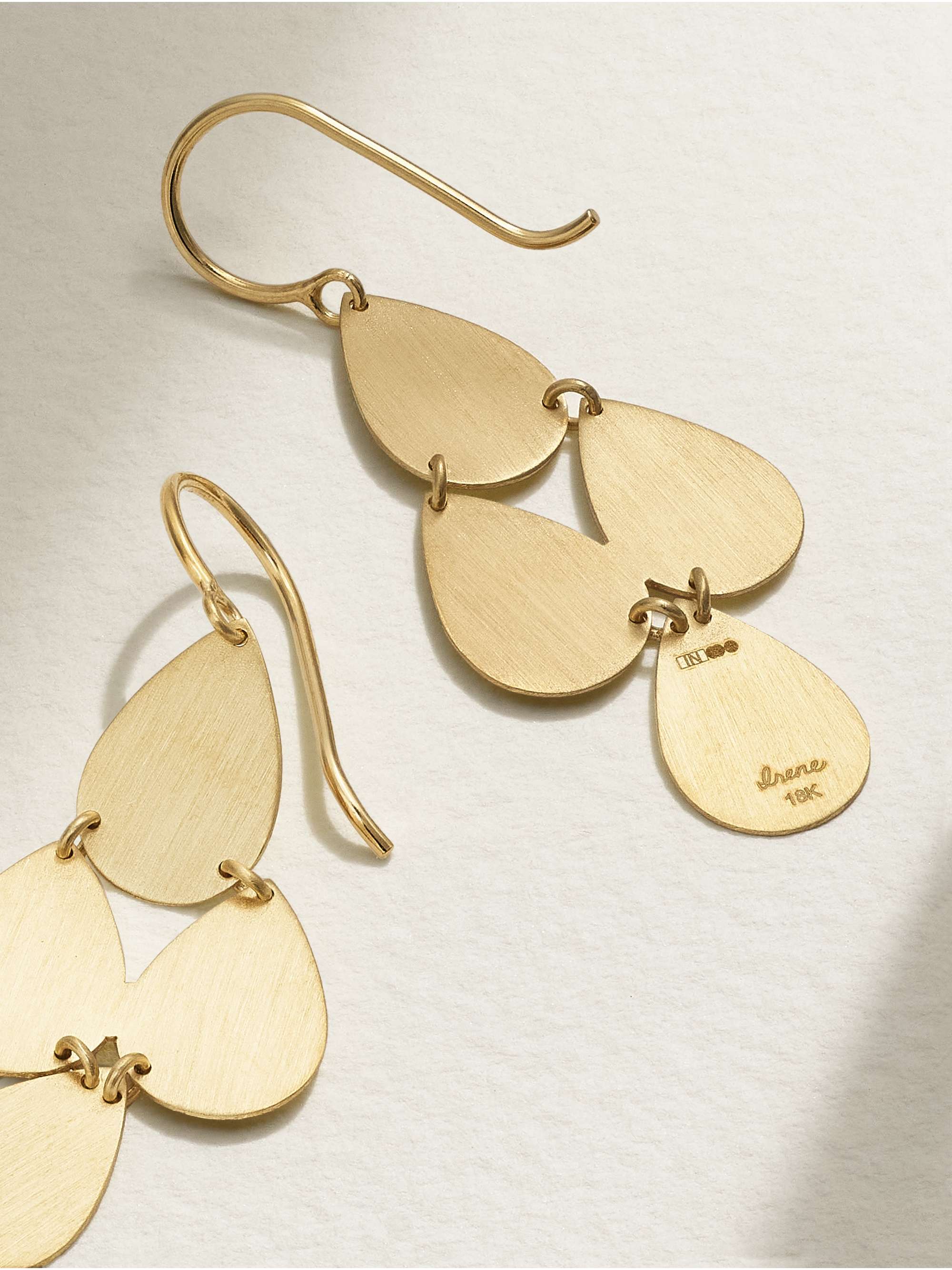 IRENE NEUWIRTH 18-karat gold earrings