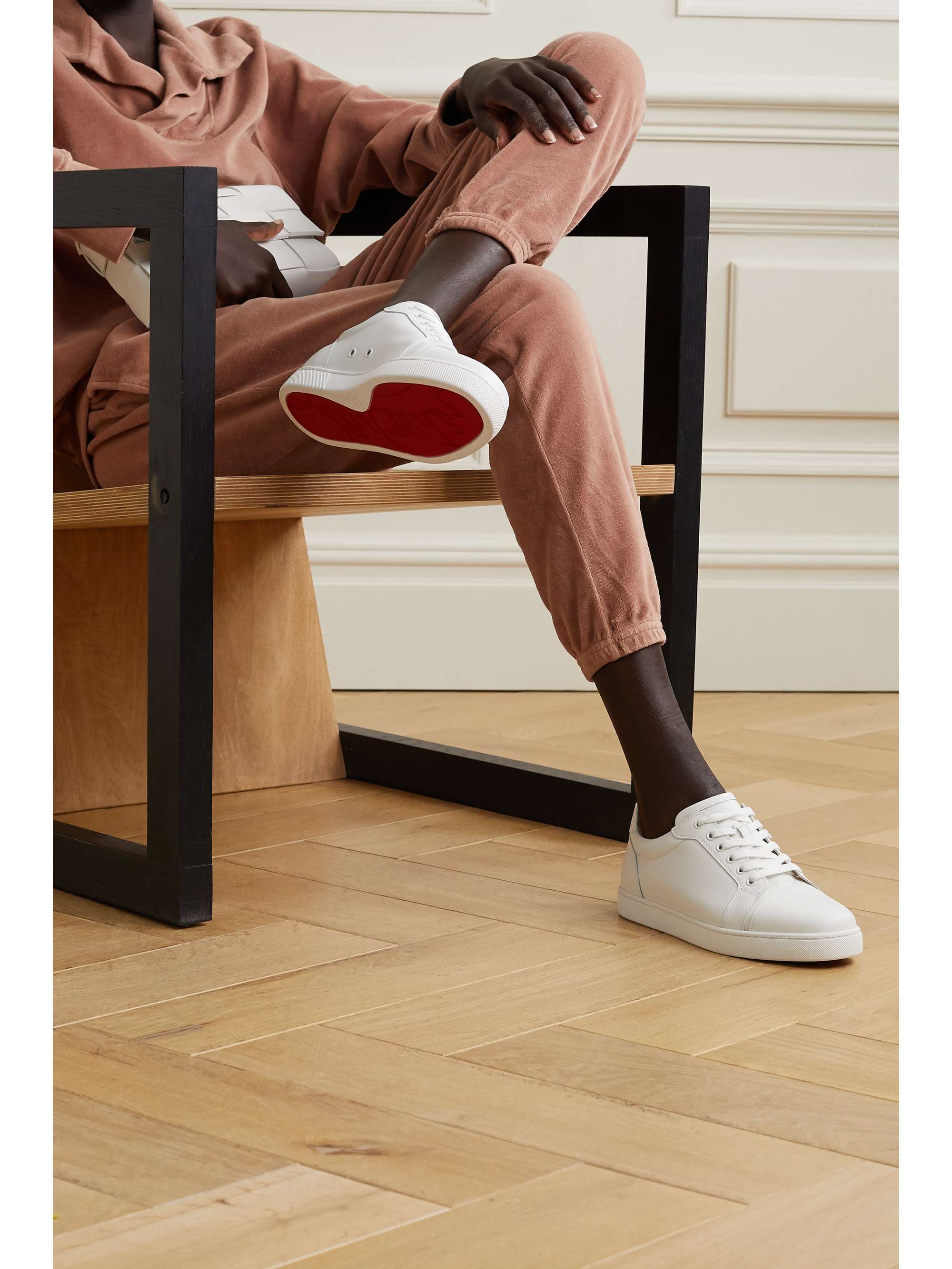 Meget Tilintetgøre form White Vieira leather sneakers | CHRISTIAN LOUBOUTIN | NET-A-PORTER