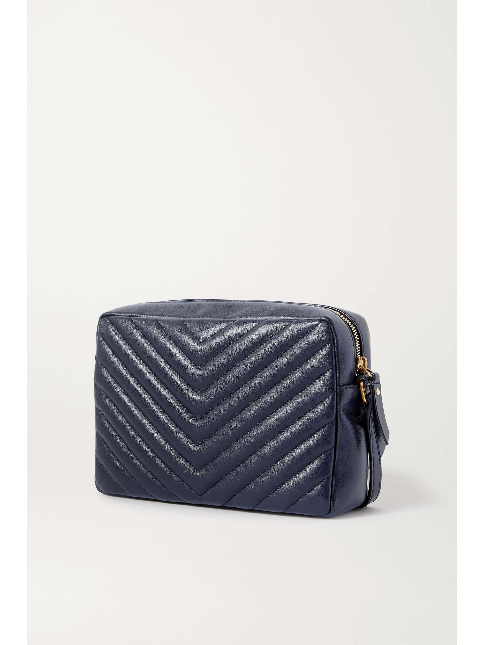 lou medium quilted leather shoulder bolsa